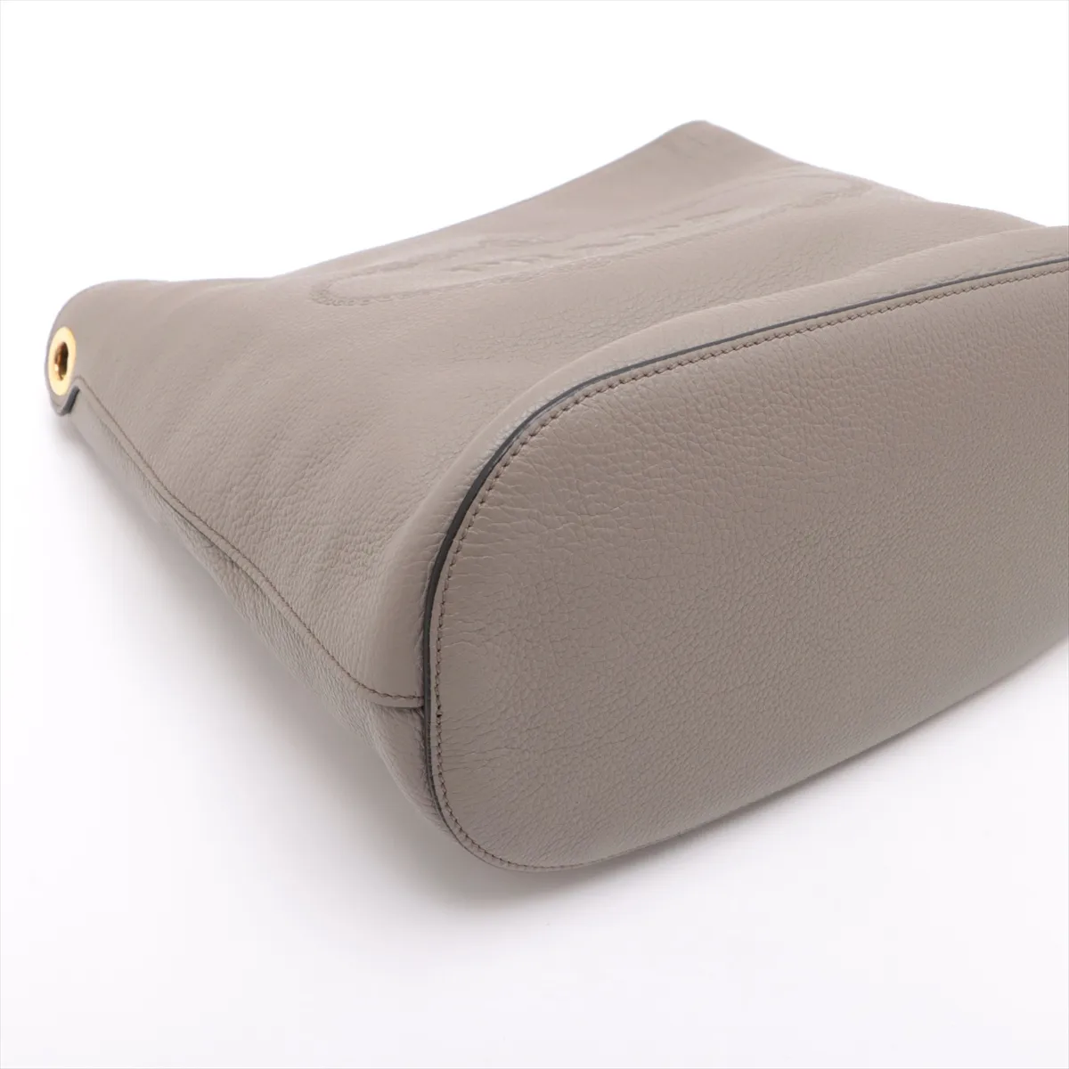 Vitello Phoenix Leather Shoulder Bag Gray — view 4