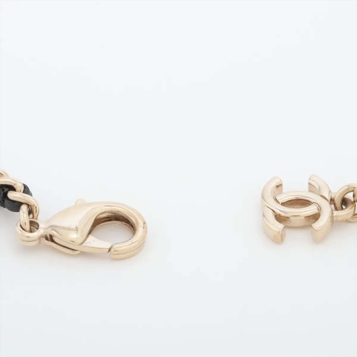 Coco Mark B23C Choker GP x Leather Gold x Black — view 4