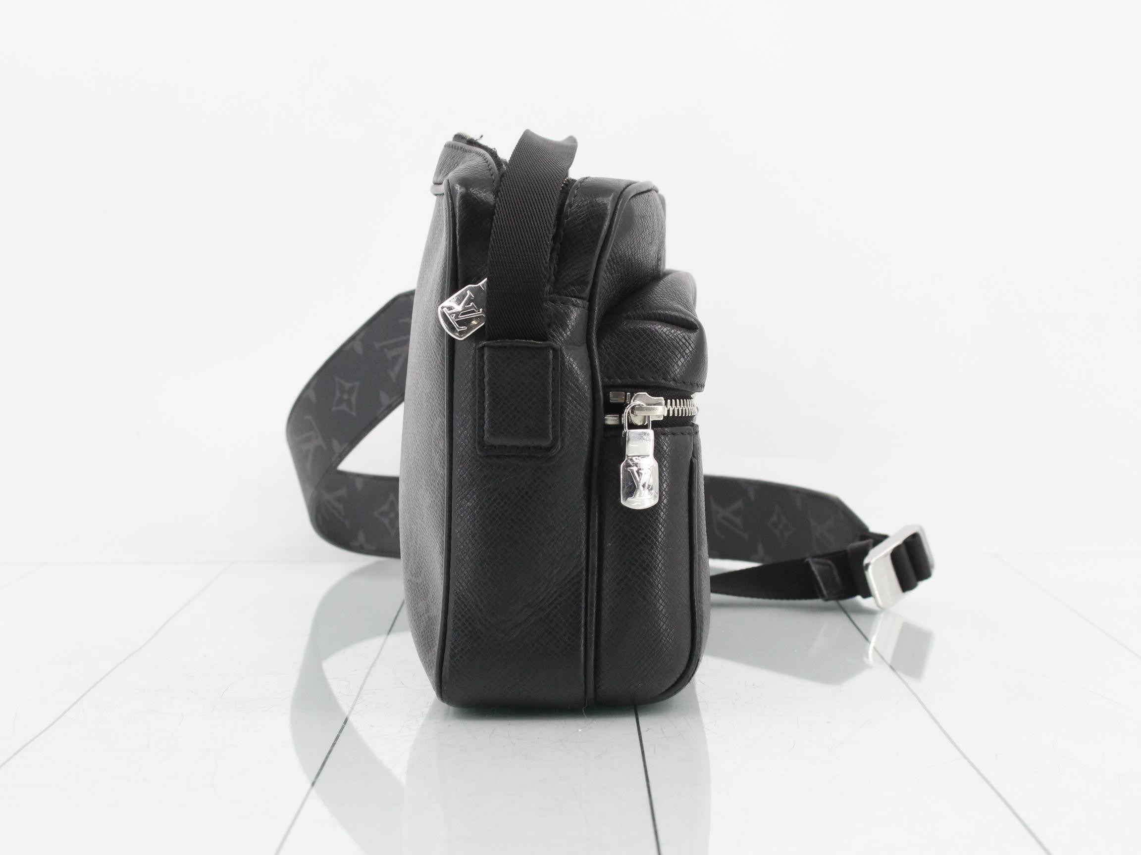 M30233 Taigarama Outdoor Messenger PM — view 4