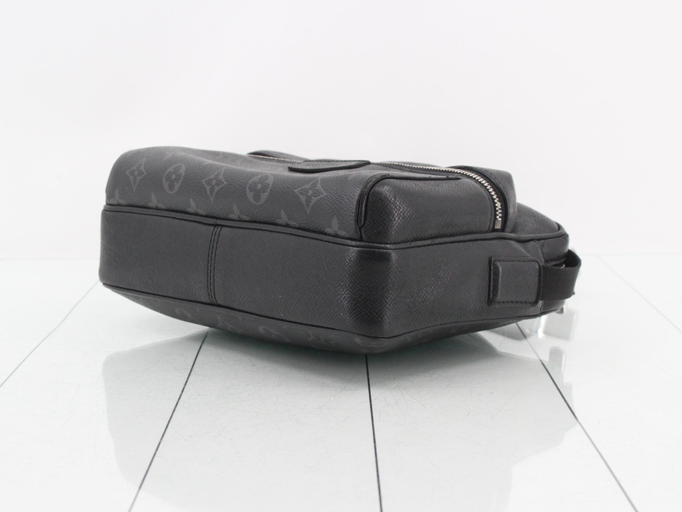 M30233 Taigarama Outdoor Messenger PM — view 6