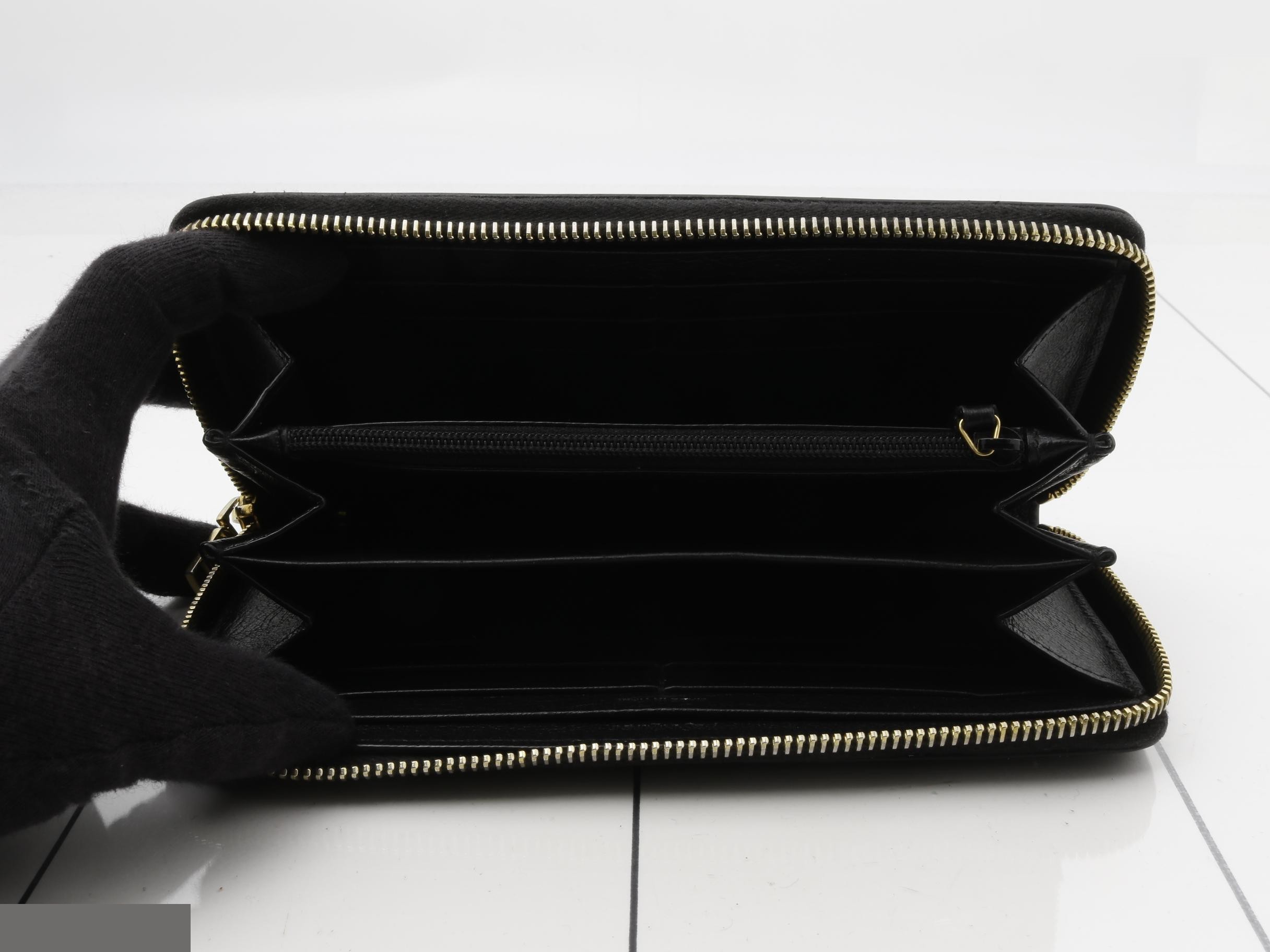 Leather YSL logo round zipper long wallet, black — view 4