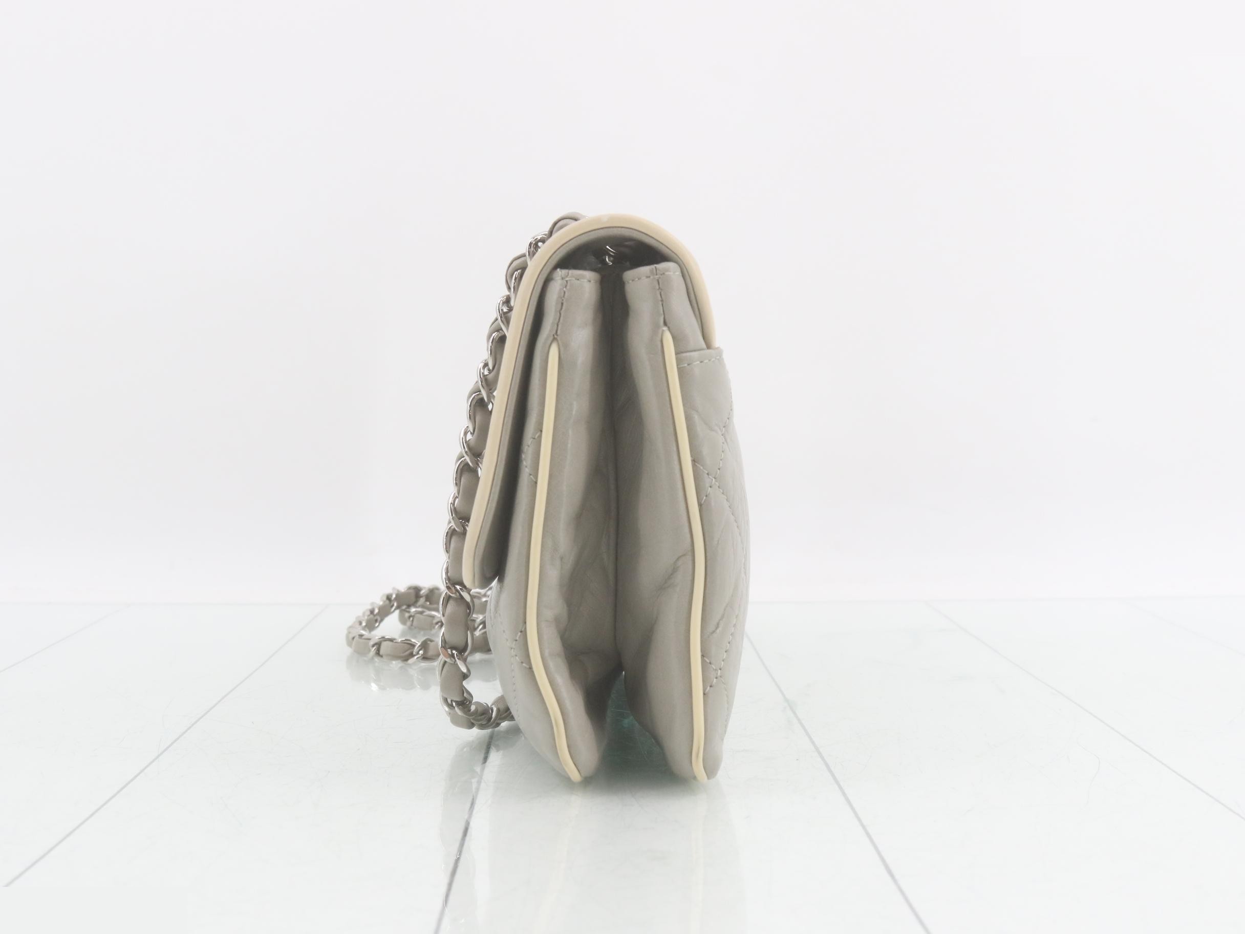 Matelassé (bag) - Shoulder bag — view 3