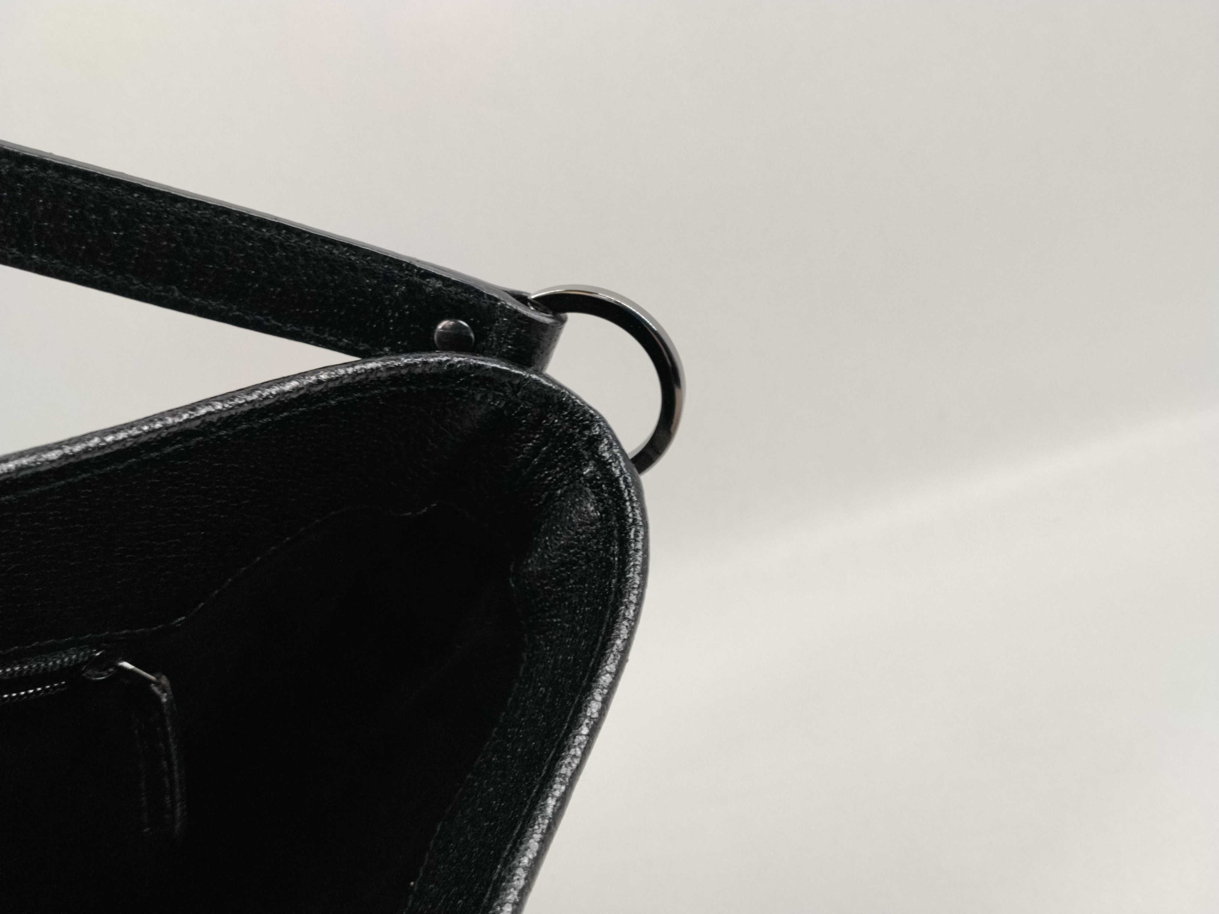 GG Canvas 113012 Shoulder Bag — view 10