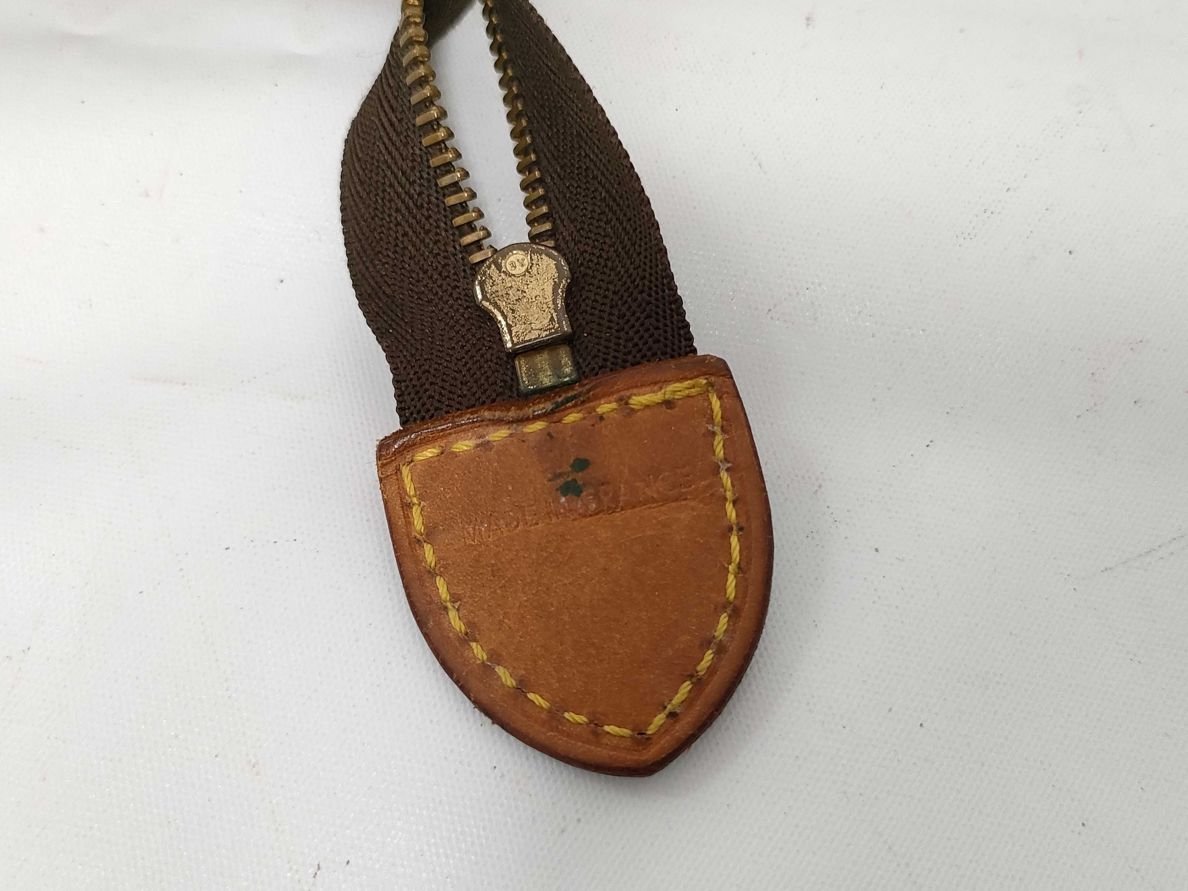 Monogram Vuitton Pochette Toilette 19 M47544 TH0960 Pouch — view 11