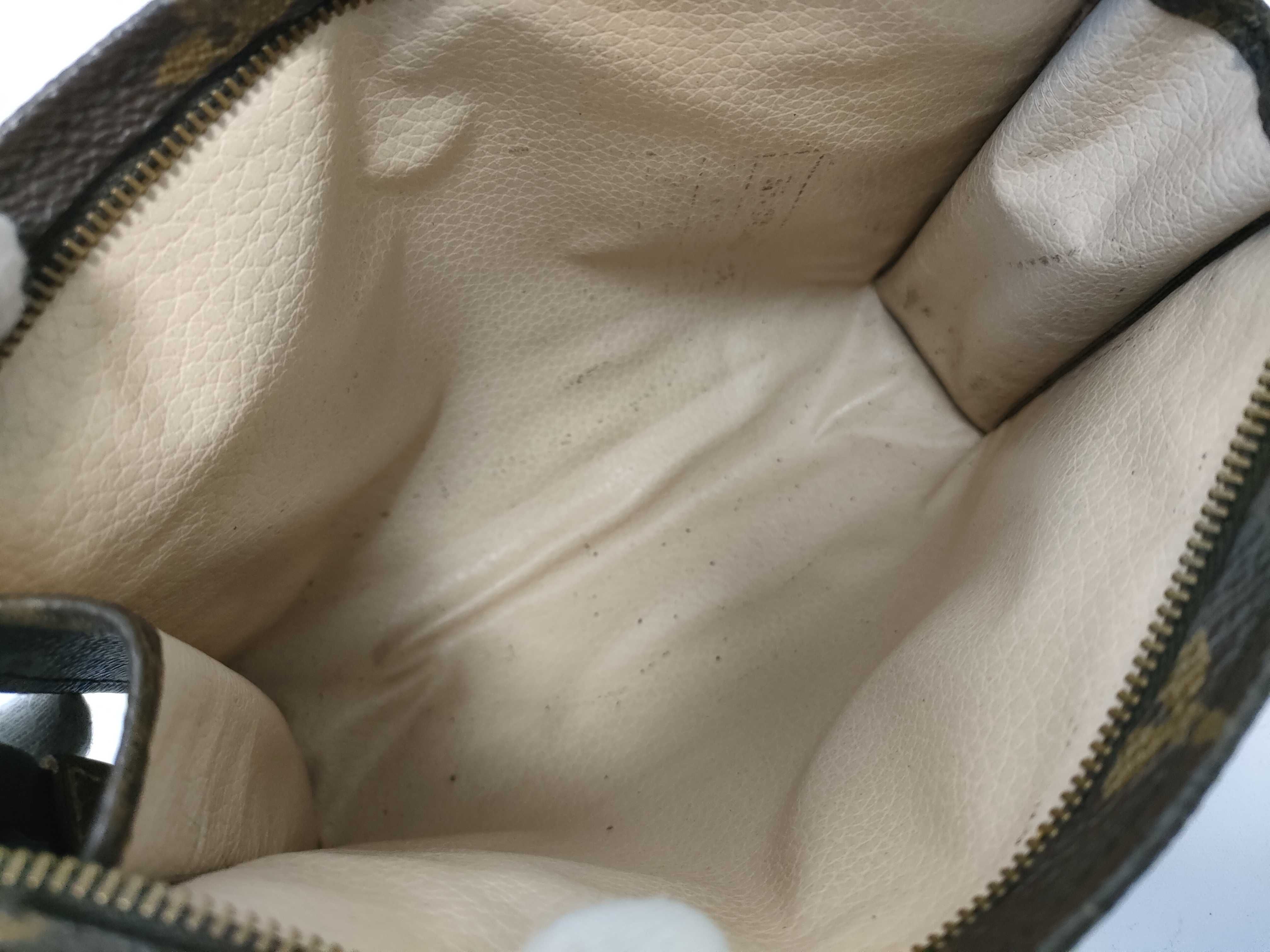 Monogram Vuitton Pochette Toilette 19 M47544 TH0960 Pouch — view 10