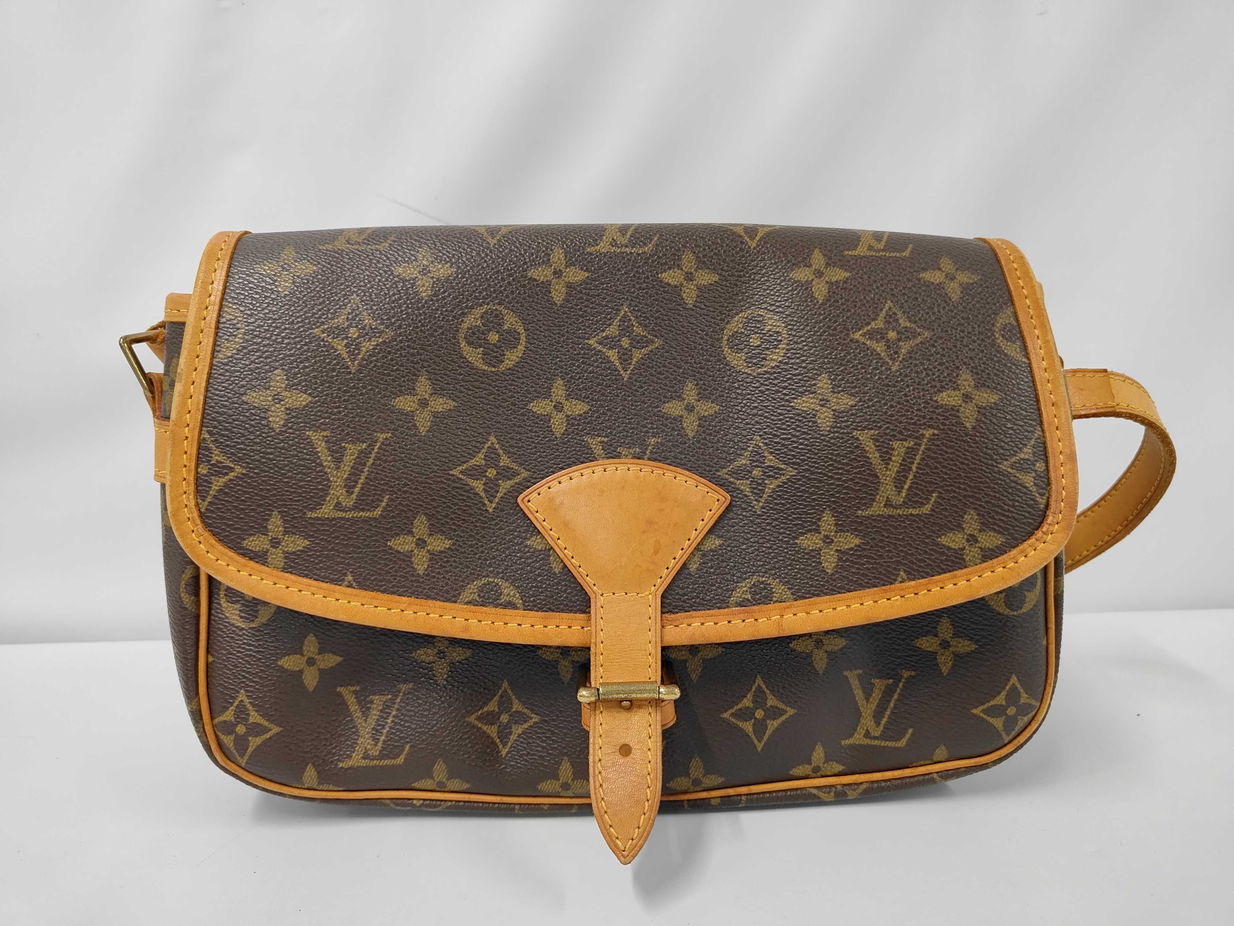 M42250 Monogram Sologne Shoulder Bag (Serial Number Unknown)