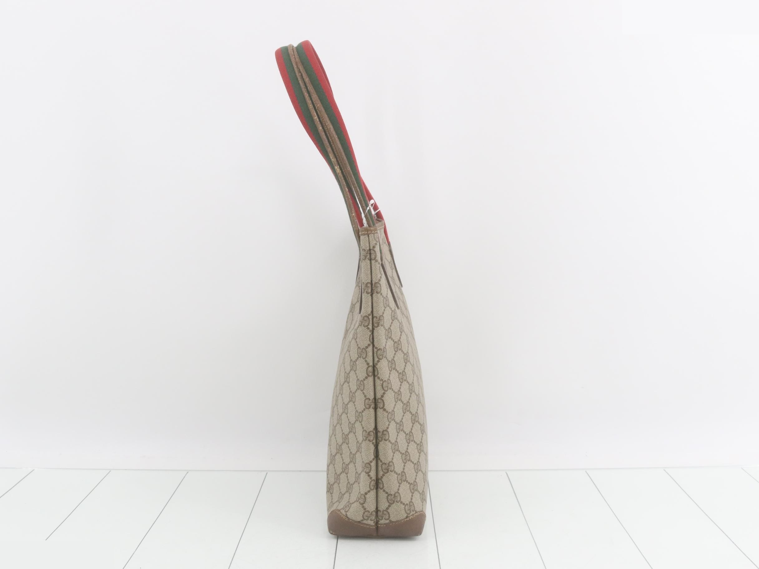 GG Supreme handbag — view 3
