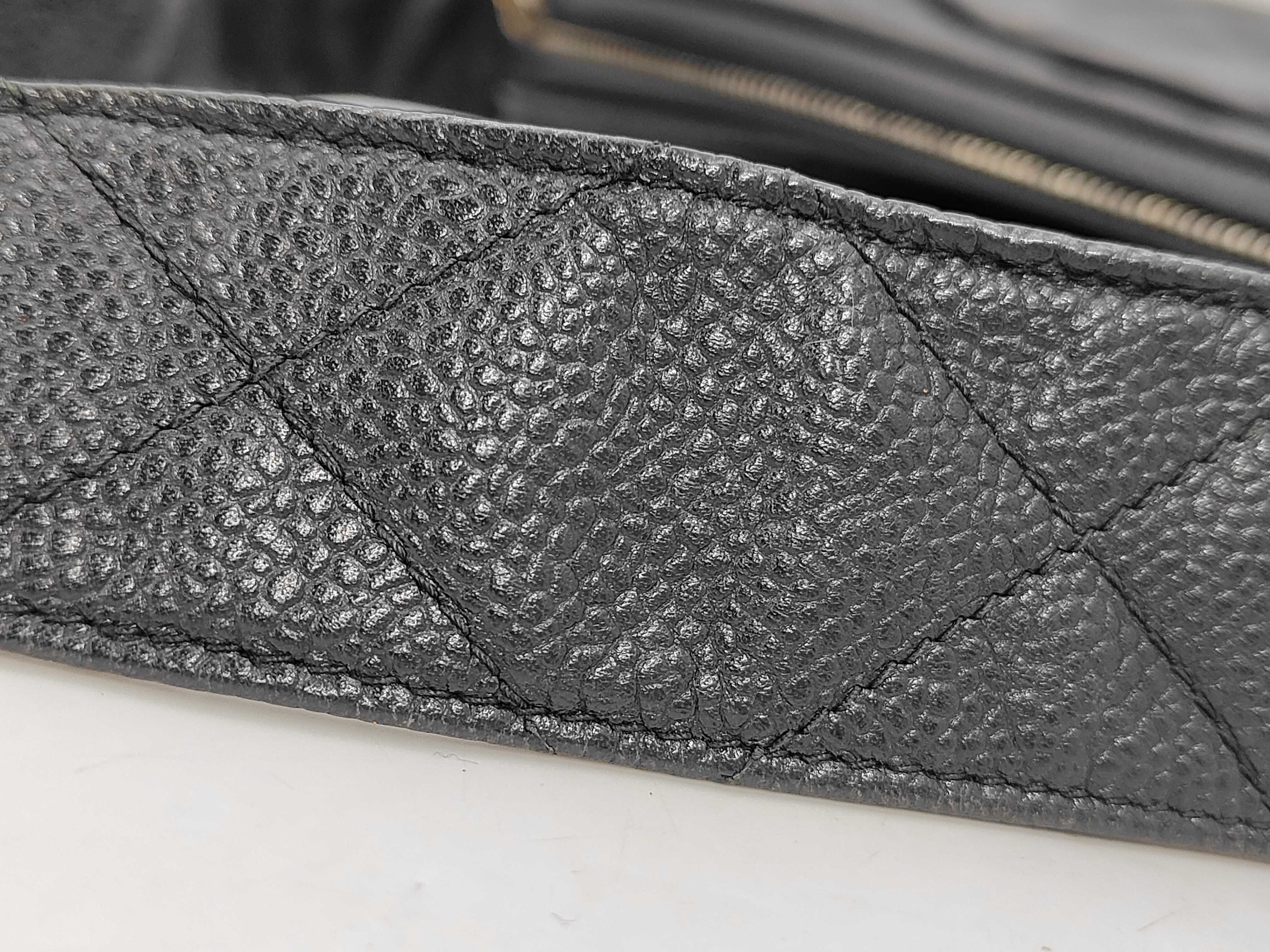 Caviar Skin (Bag) - Shoulder Bag - Seal Shoulder Bag — view 5