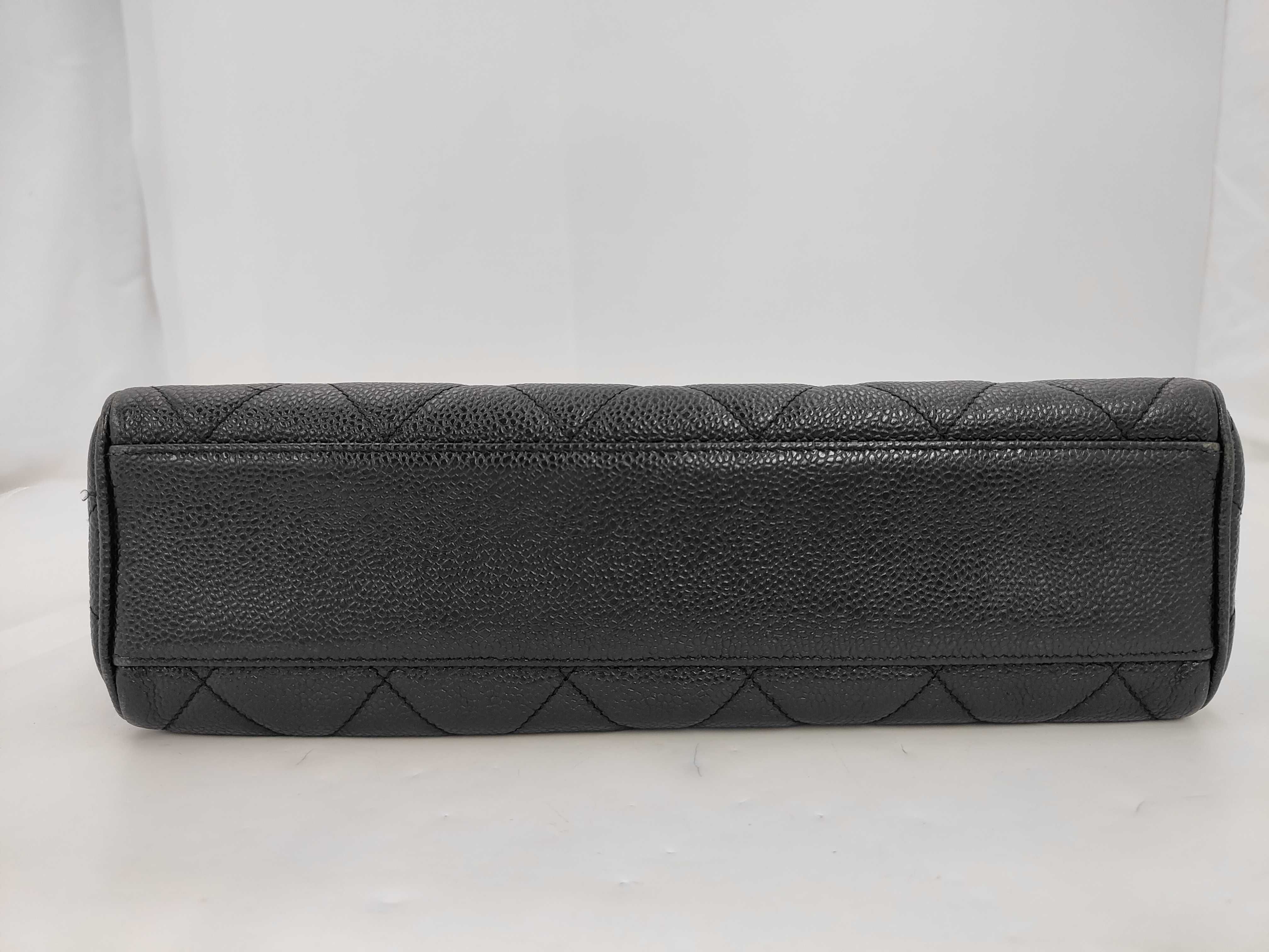 Caviar Skin (Bag) - Shoulder Bag - Seal Shoulder Bag — view 7