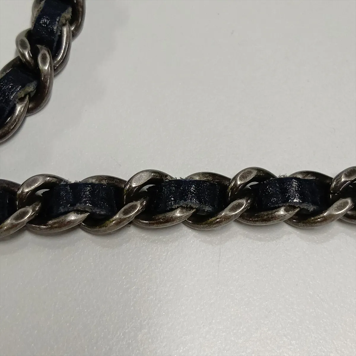 Matelassé Caviar Skin Chain Wallet, Navy, Gunmetal Hardware, 21345712, Serial Number 21 — view 15