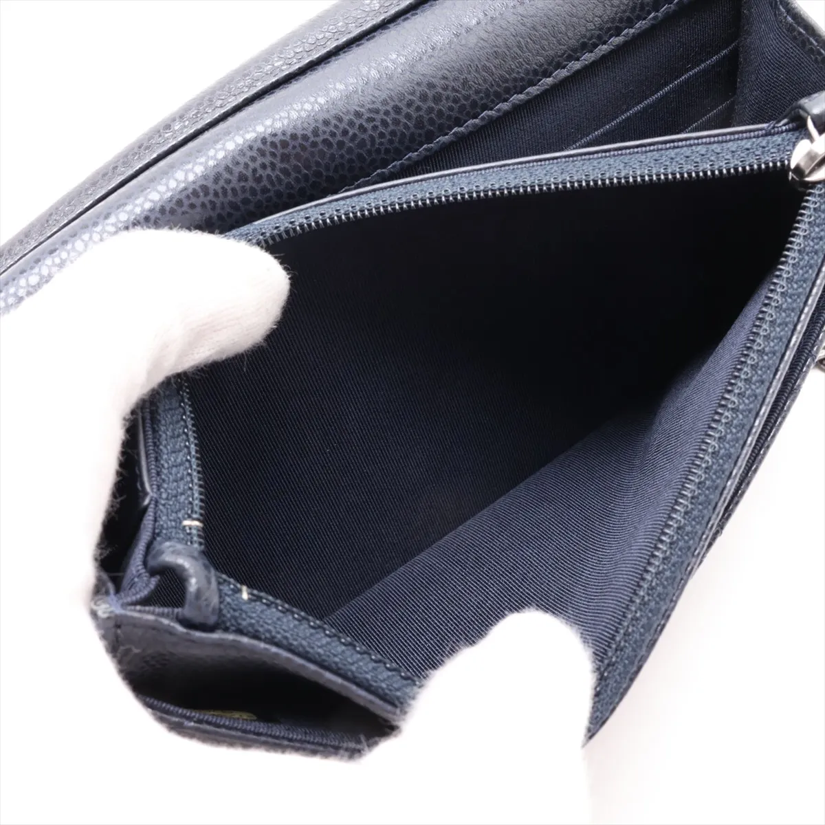 Matelassé Caviar Skin Chain Wallet, Navy, Gunmetal Hardware, 21345712, Serial Number 21 — view 7
