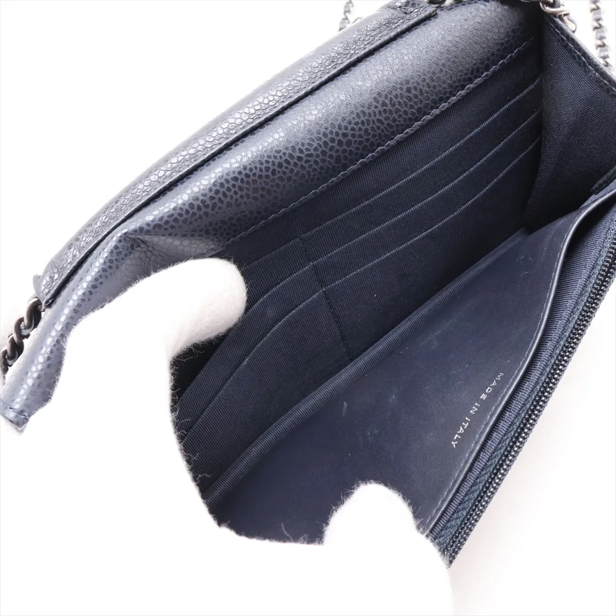 Matelassé Caviar Skin Chain Wallet, Navy, Gunmetal Hardware, 21345712, Serial Number 21 — view 8