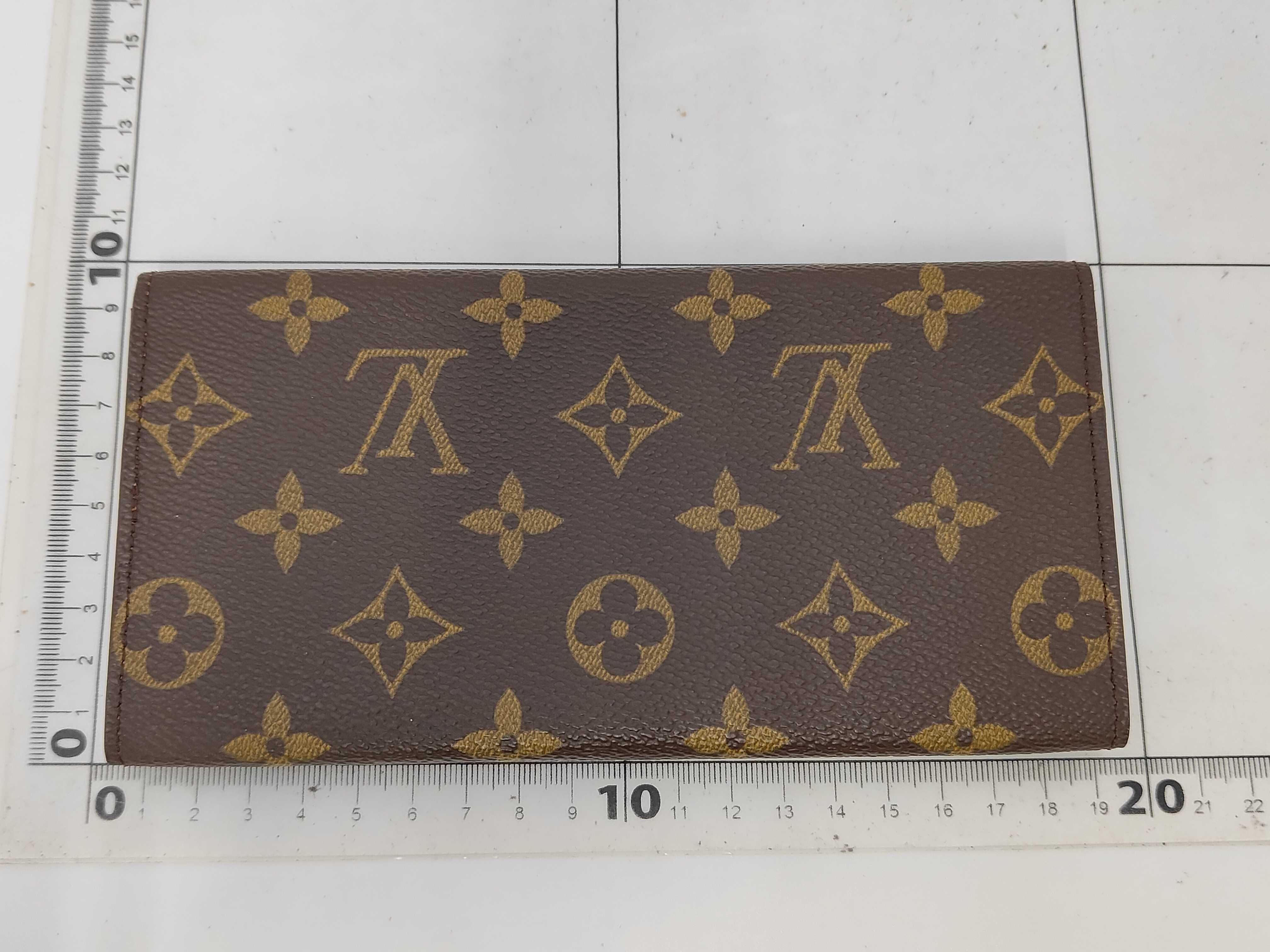 LV Monogram 3-Carte Credit Wallet — view 2