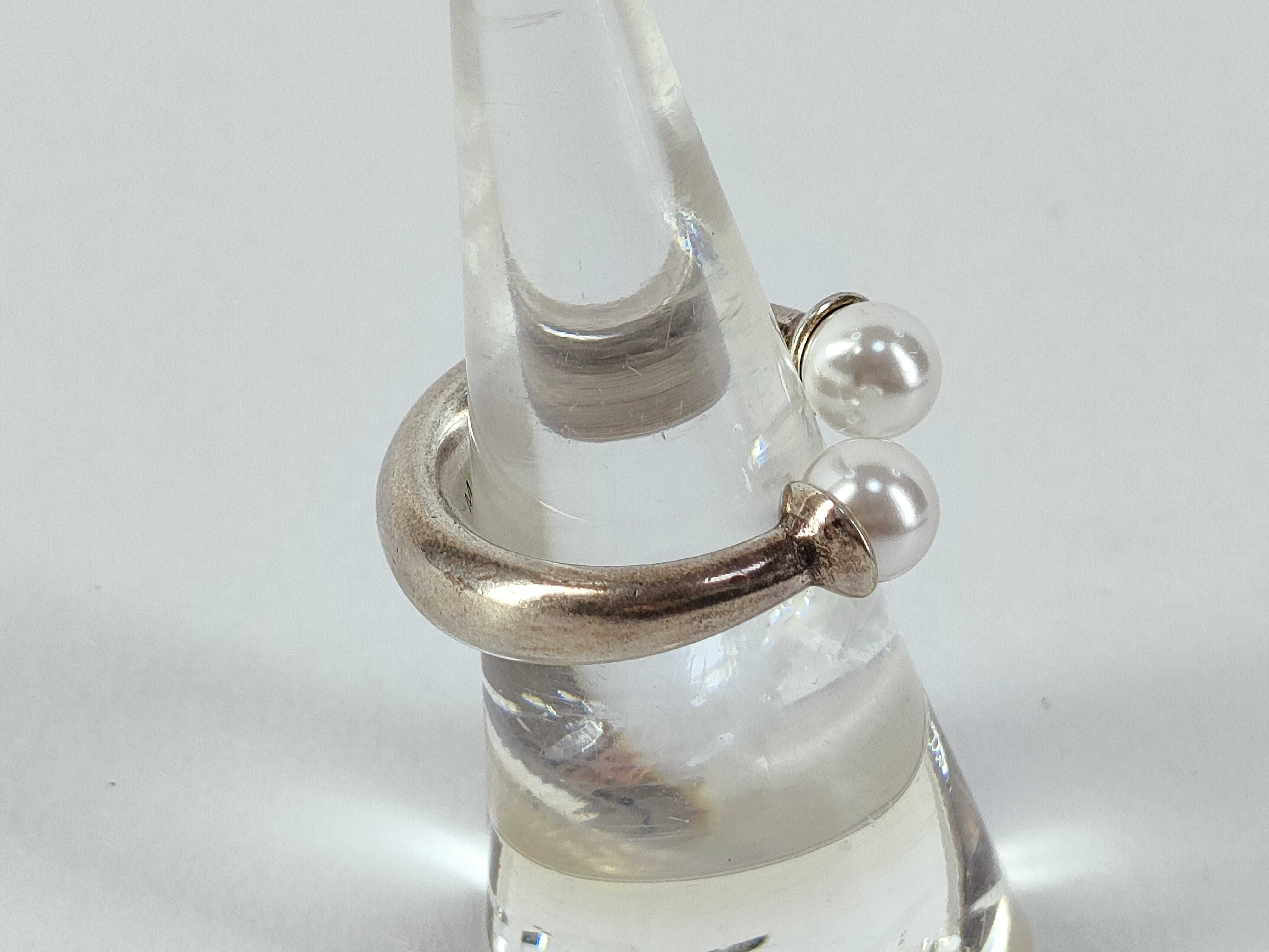 Tribal Pearl Ring, Size M — view 3