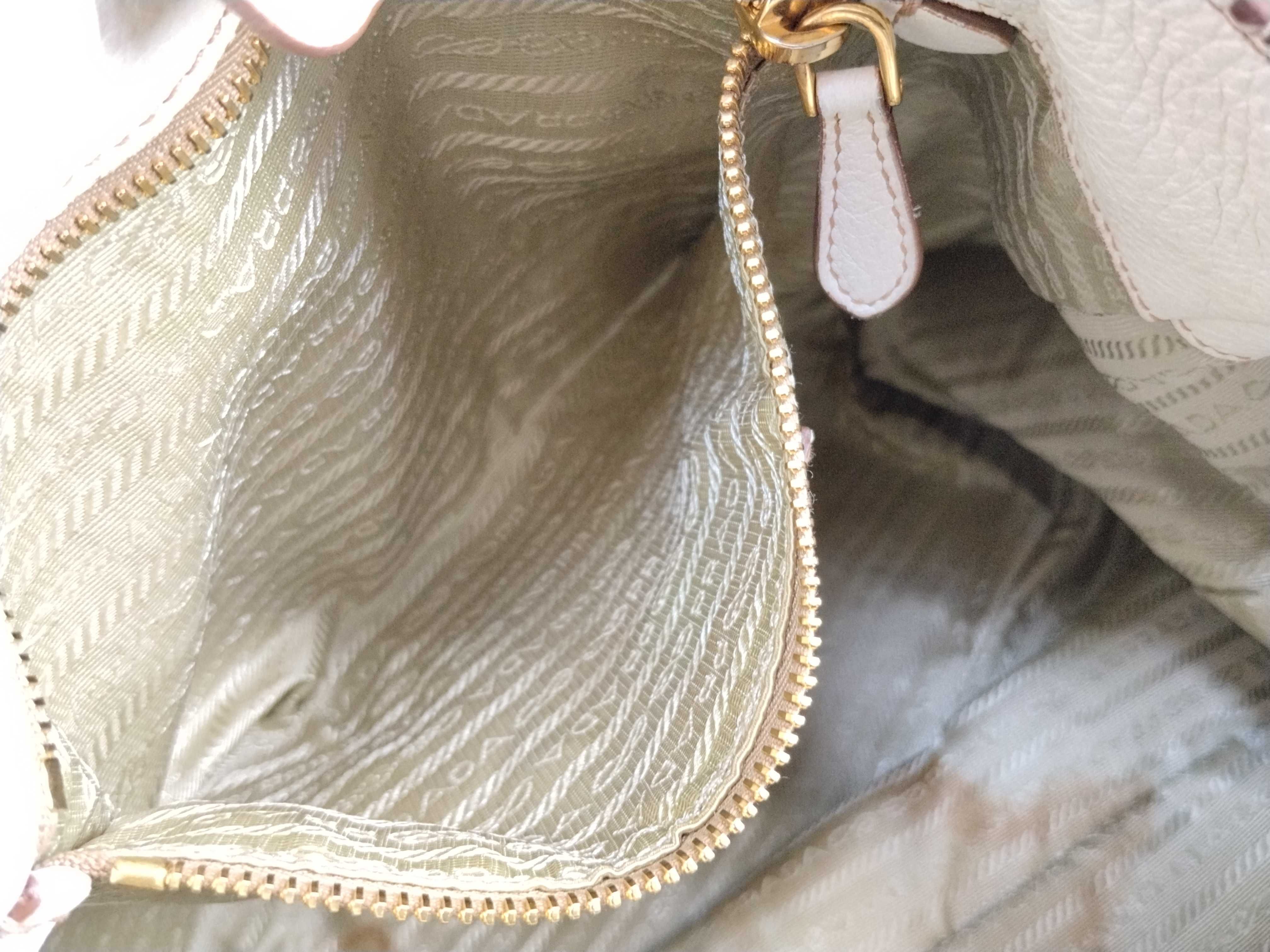 leather one-shoulder bag — view 13