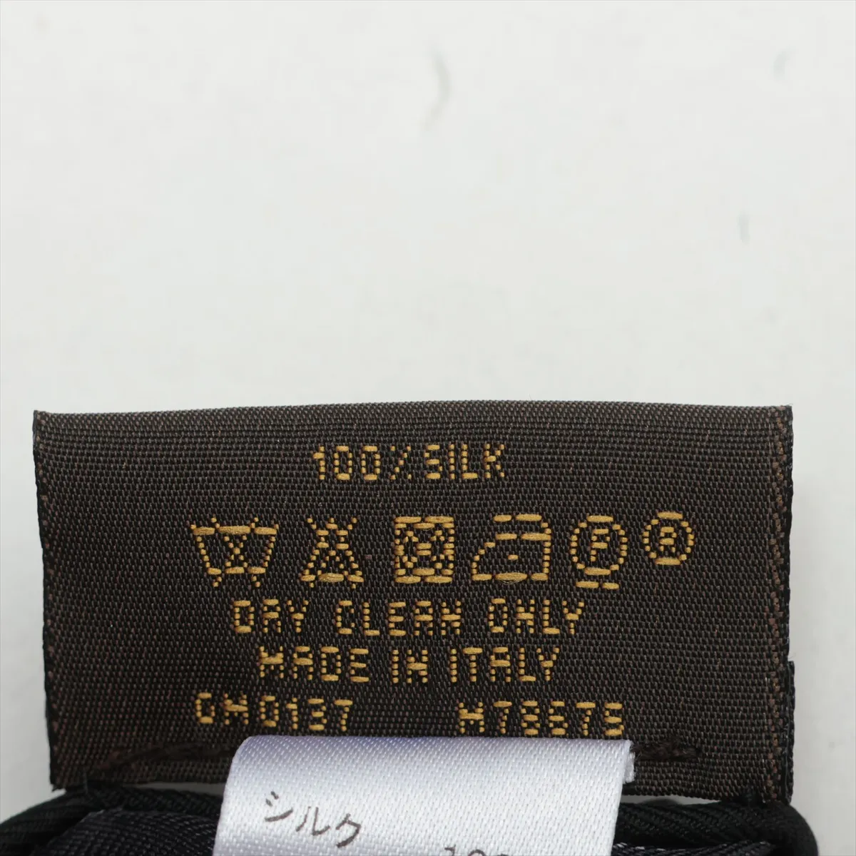 CM0137 Scarf, Silk, Black x Navy, Slight wear and snags, M78675 Carre un Chained — view 7