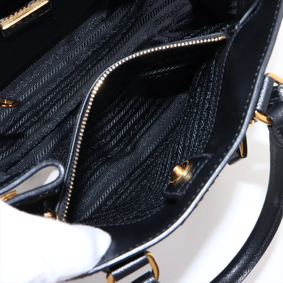 Saffiano Luxe Leather 2WAY Handbag Black BN2608 — view 11