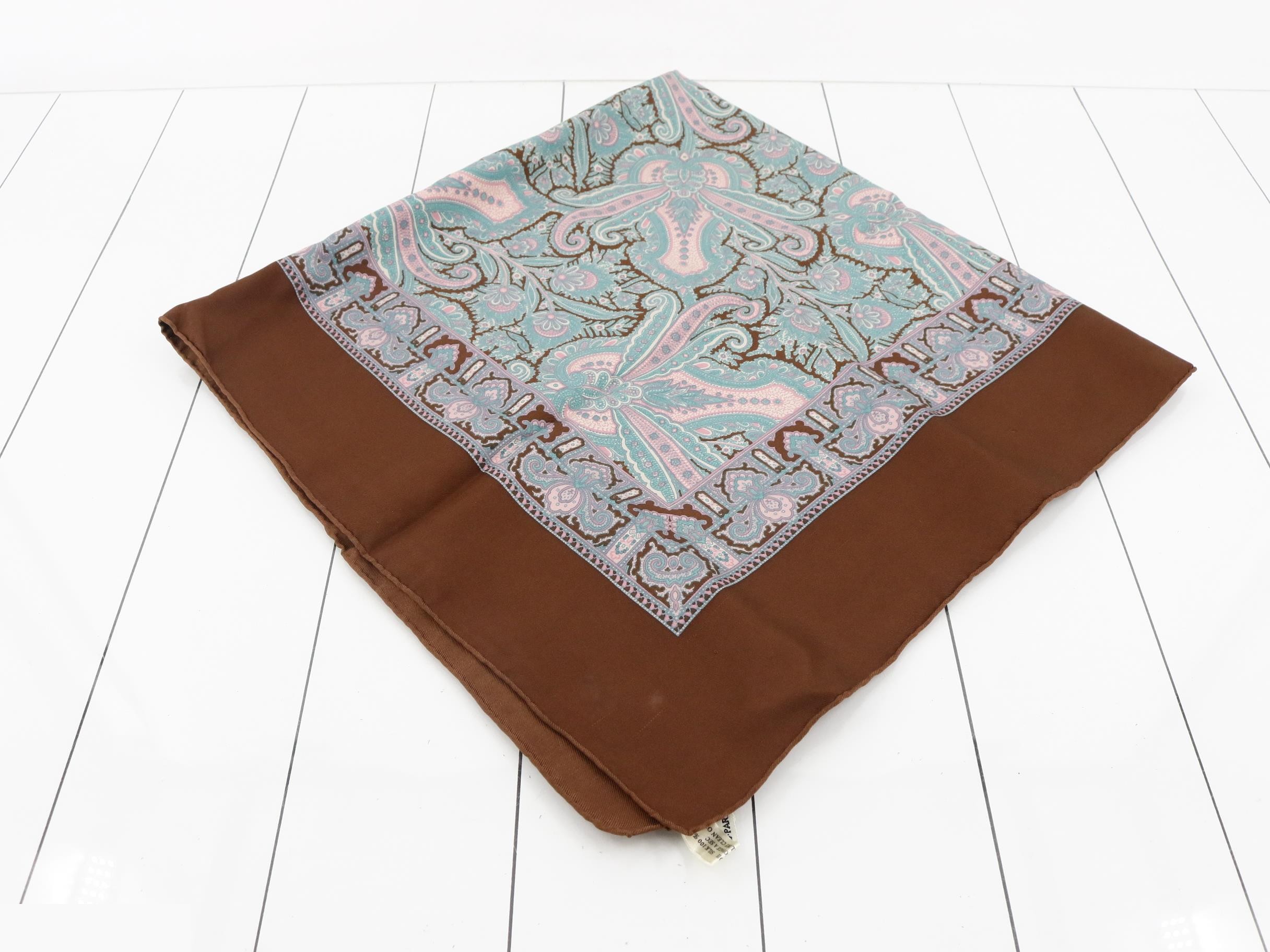 scarf — view 2