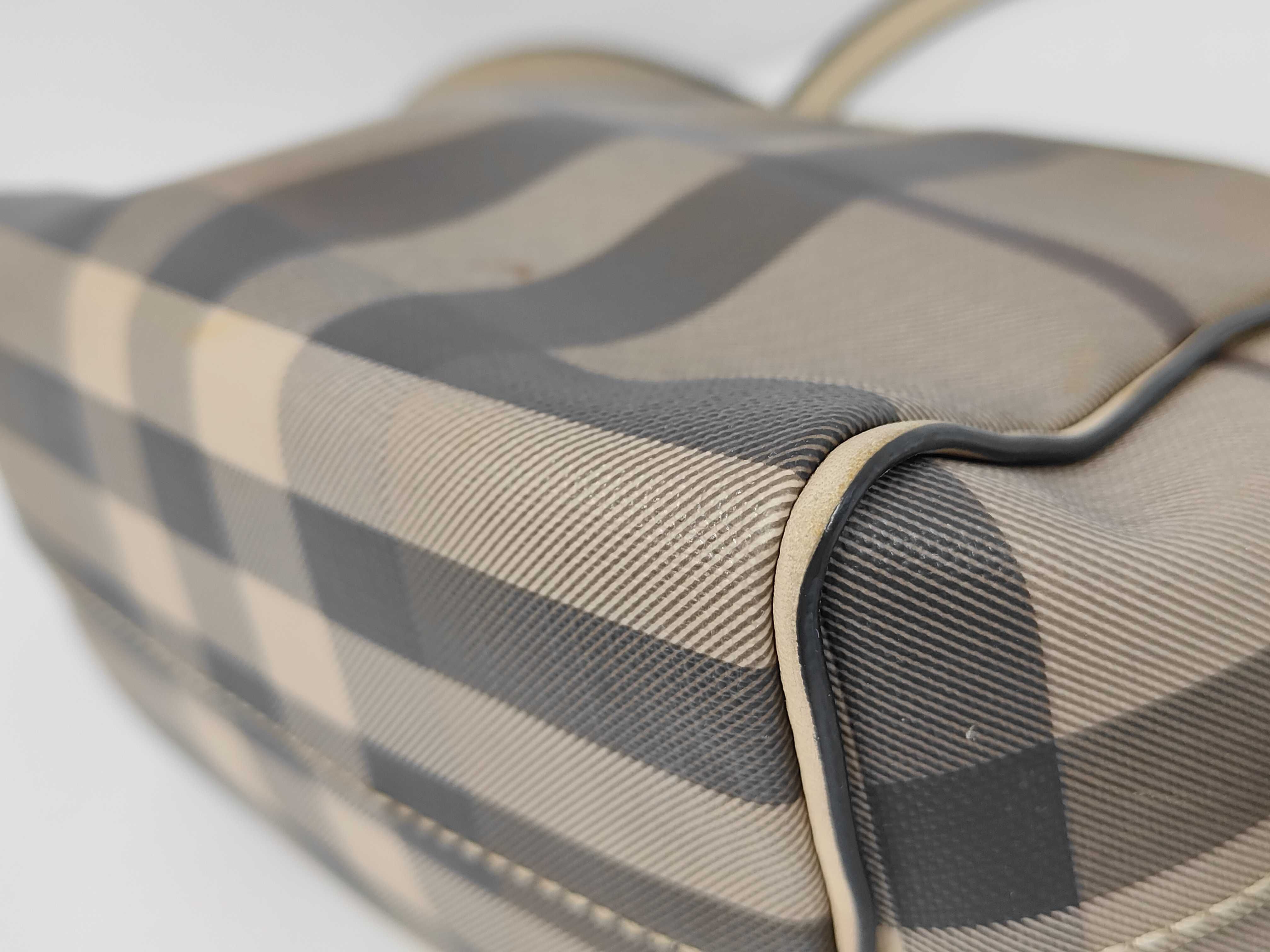 Nova Check Gray Shoulder Bag — view 4