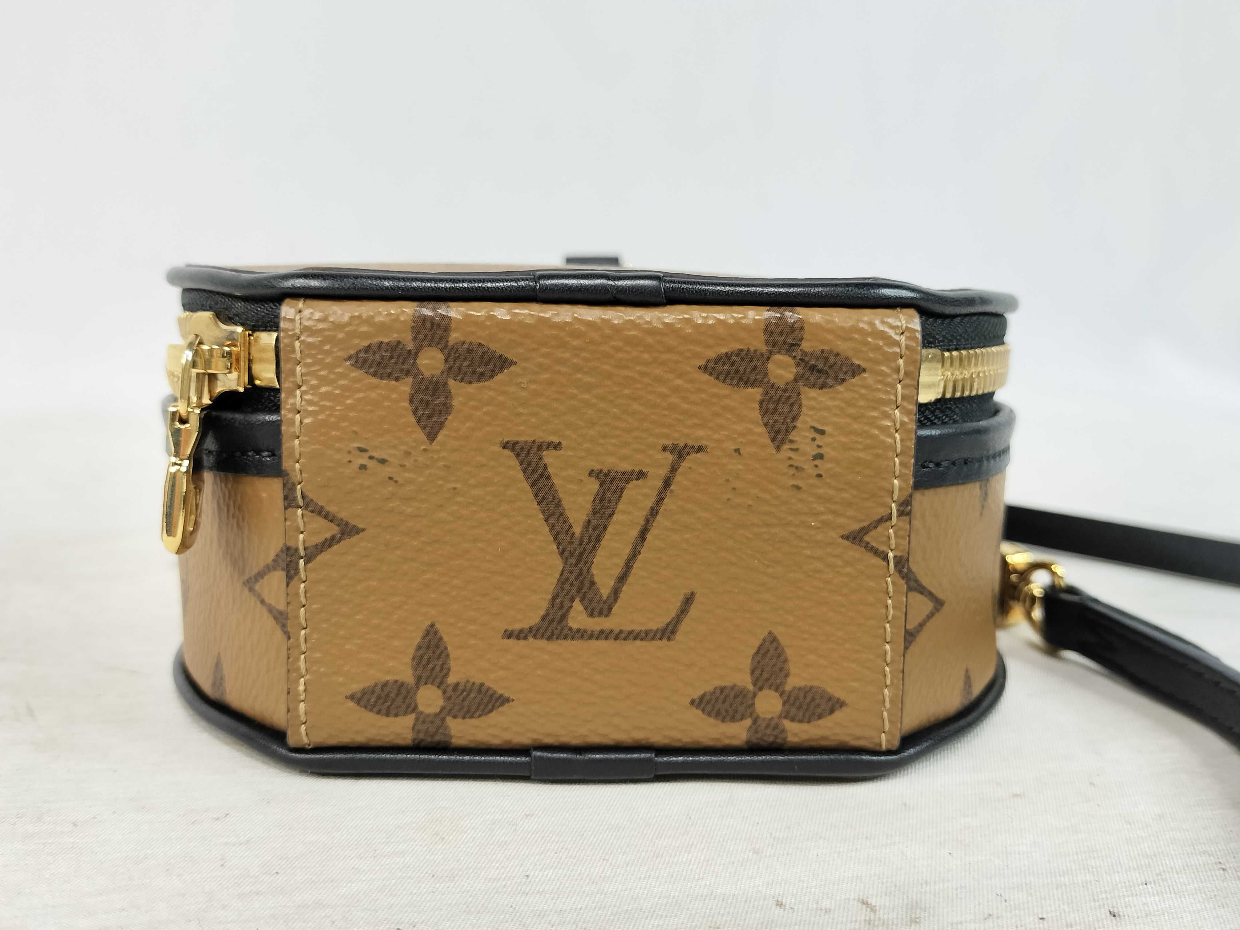 Monogram Louis Vuitton Mini Boite Chapeau M68276 Shoulder Bag — view 8