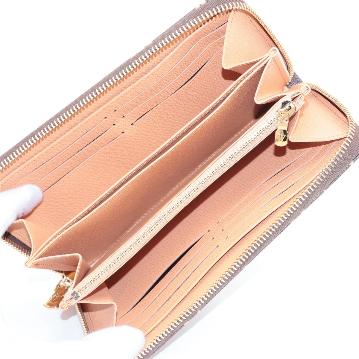 Monogram Origin Zippy Wallet - Brown Round Zip Wallet M27683 RFID not detected Serial number unknown — view 3