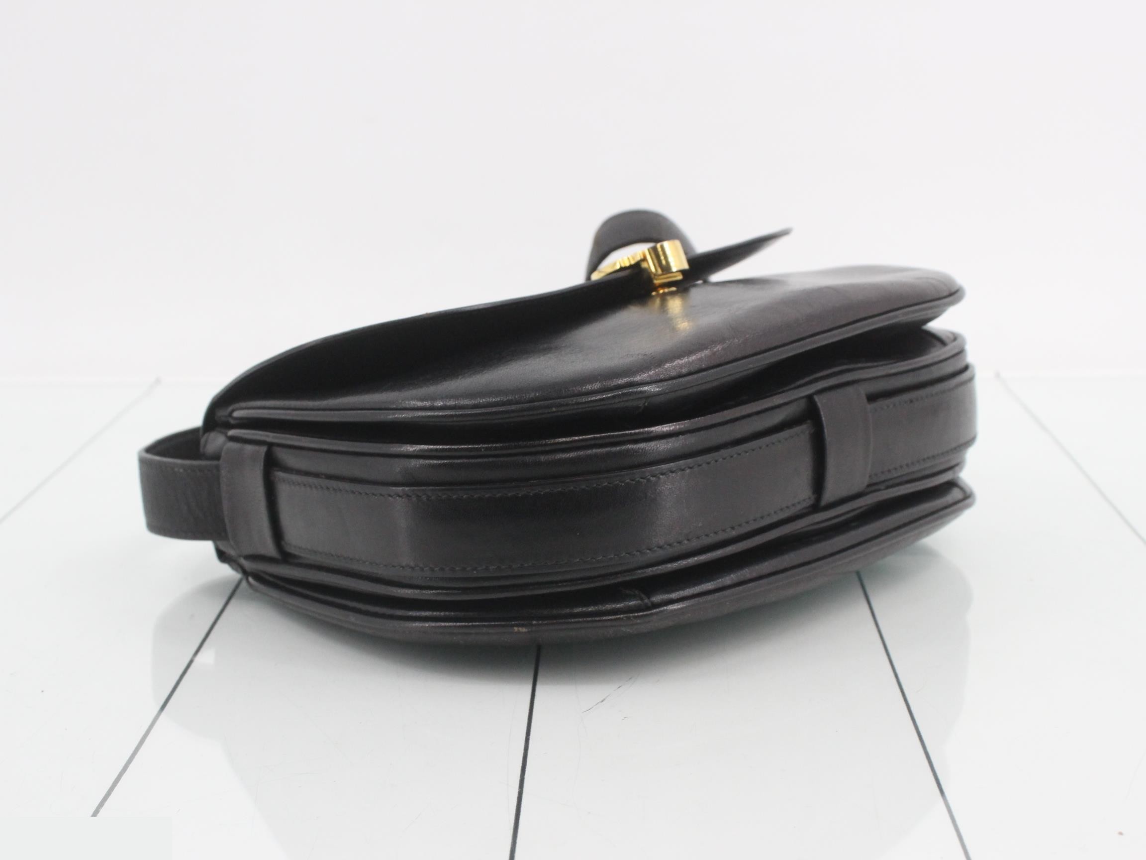 Triomphe Leather Shoulder Bag — view 5