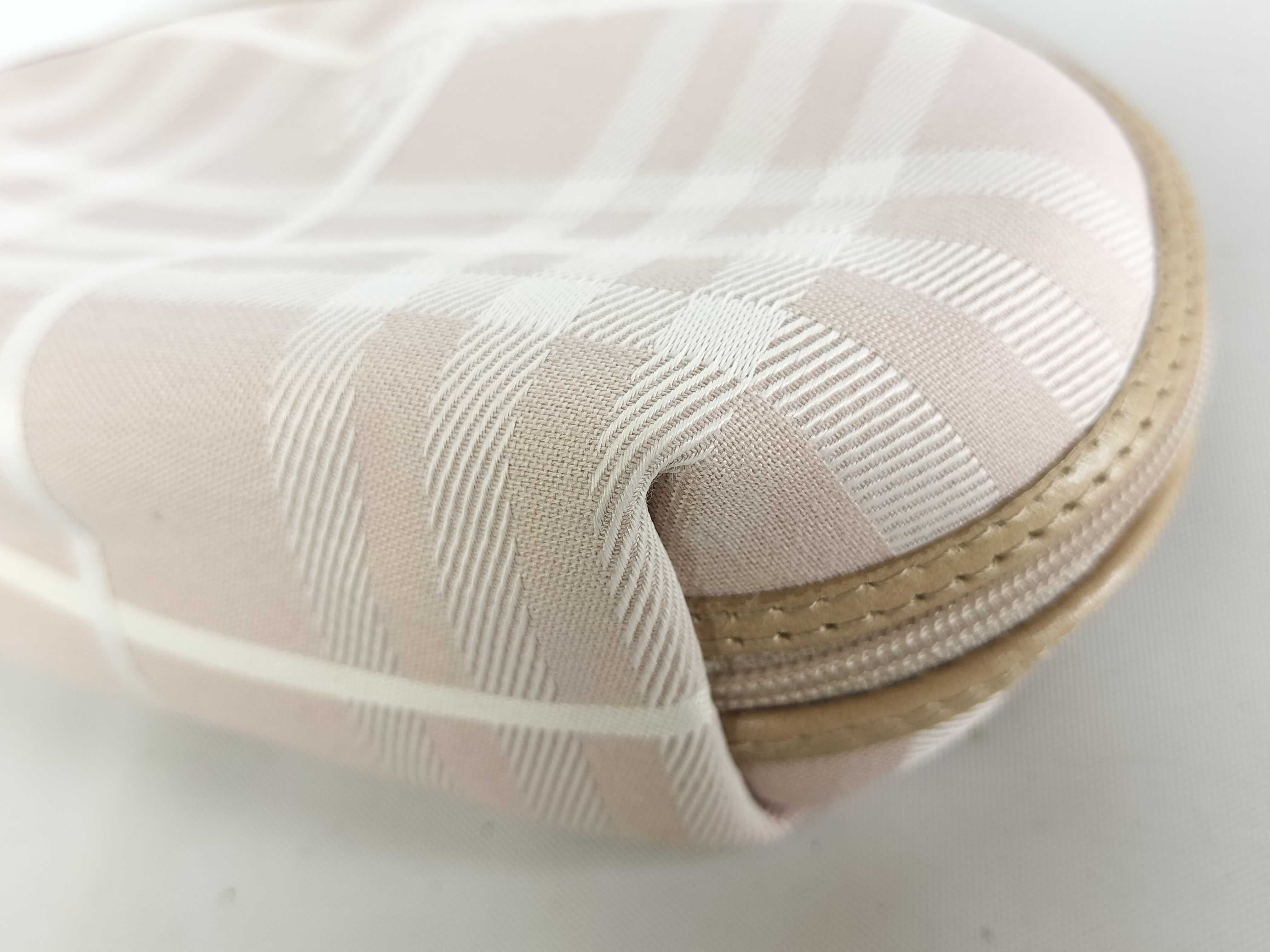 pouch, unused. — view 2
