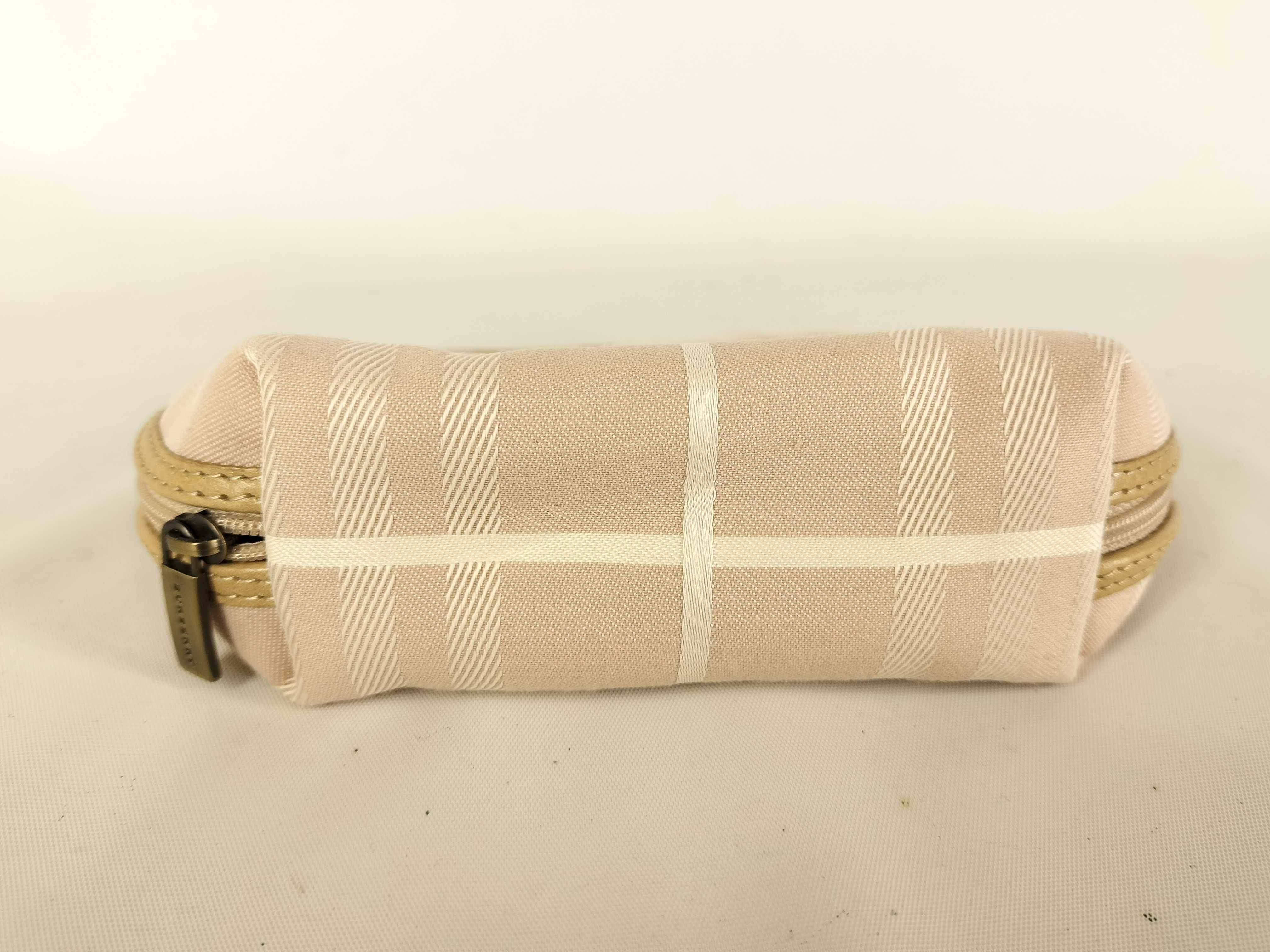 pouch, unused. — view 3
