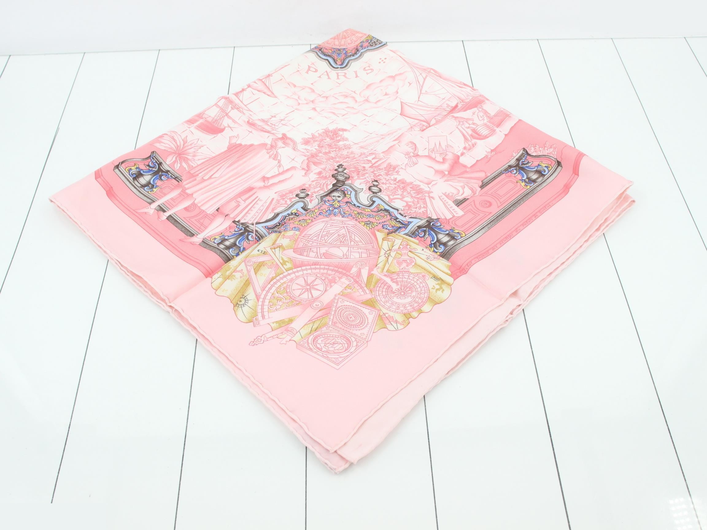 Carre 90, Azulejo pattern, 100% silk, pink, with tag. — view 2