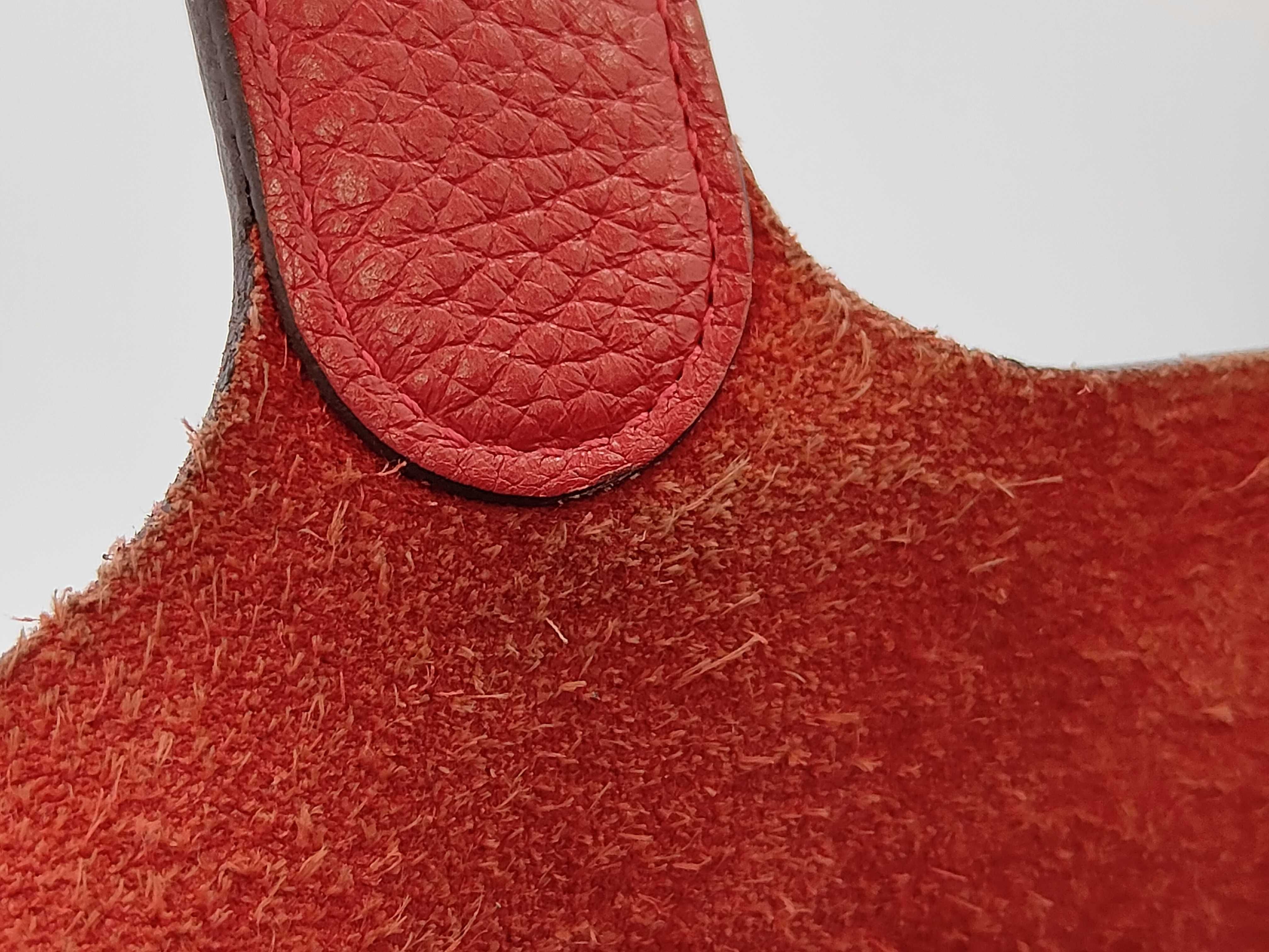 Picotin Lock GM Red Handbag (Stamped Q) — view 7