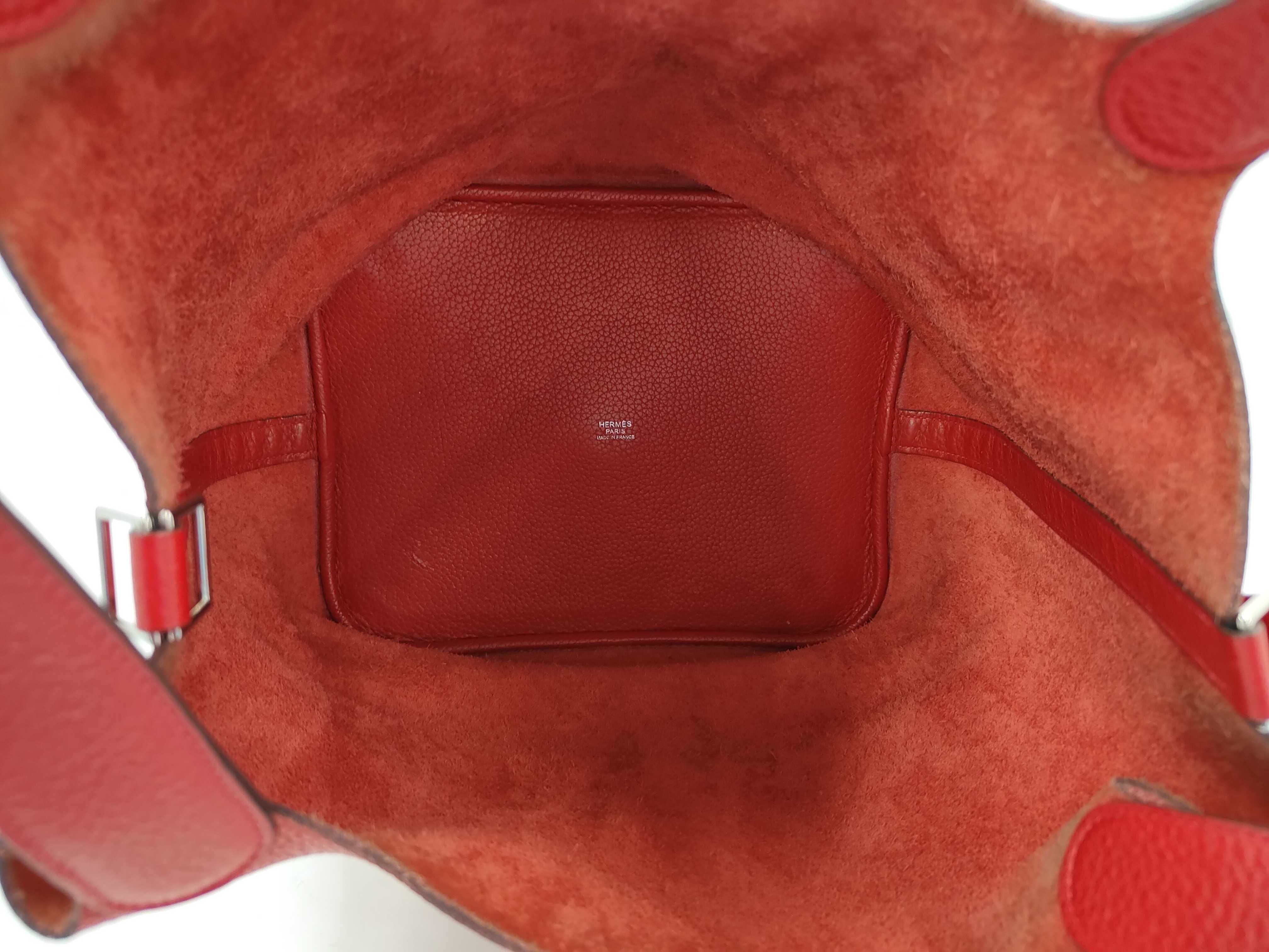 Picotin Lock GM Red Handbag (Stamped Q) — view 10