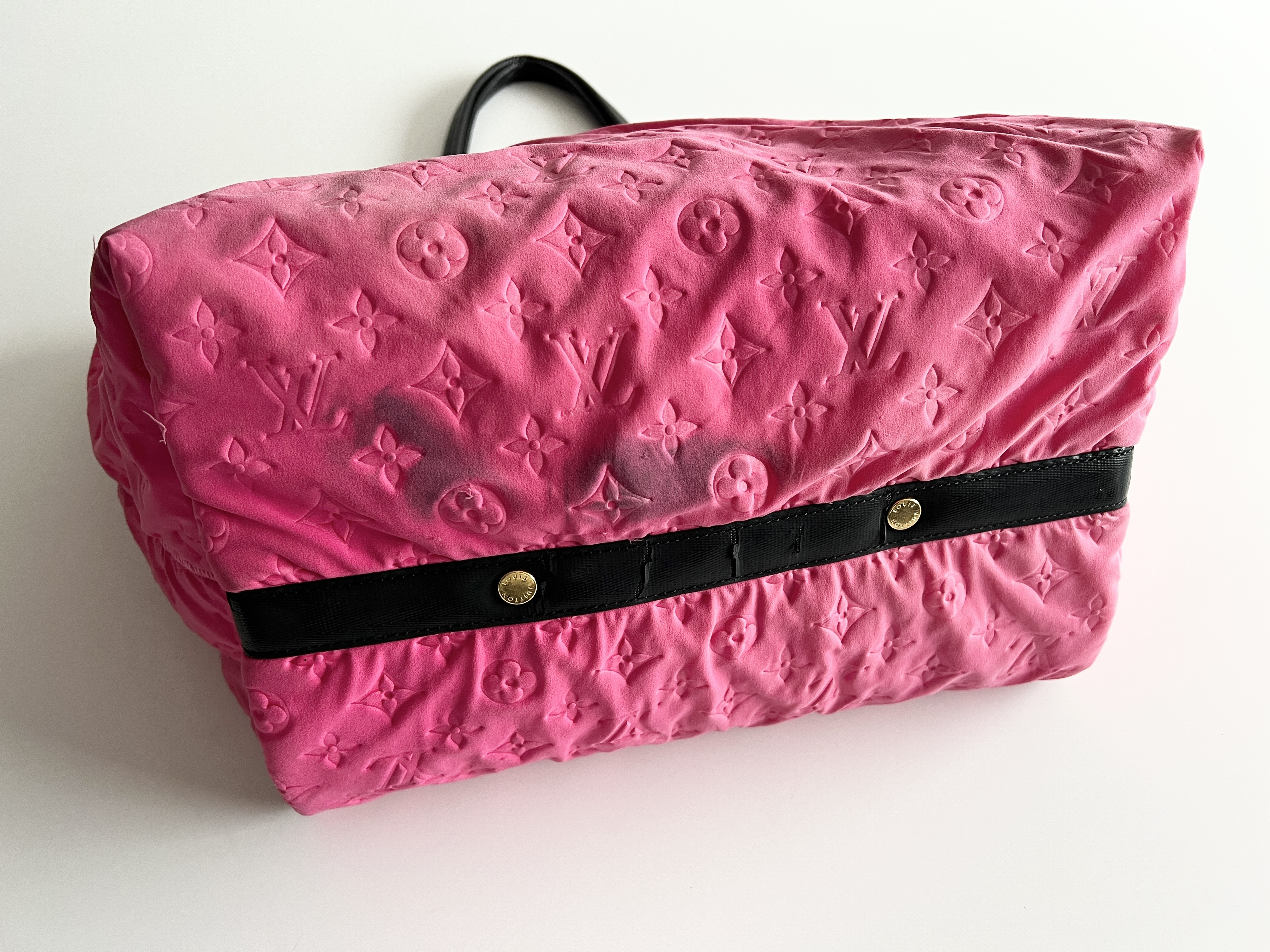 Monogram Scuba MM Fuchsia Leather Tote Bag Shoulder Bag Tote Bag — view 13