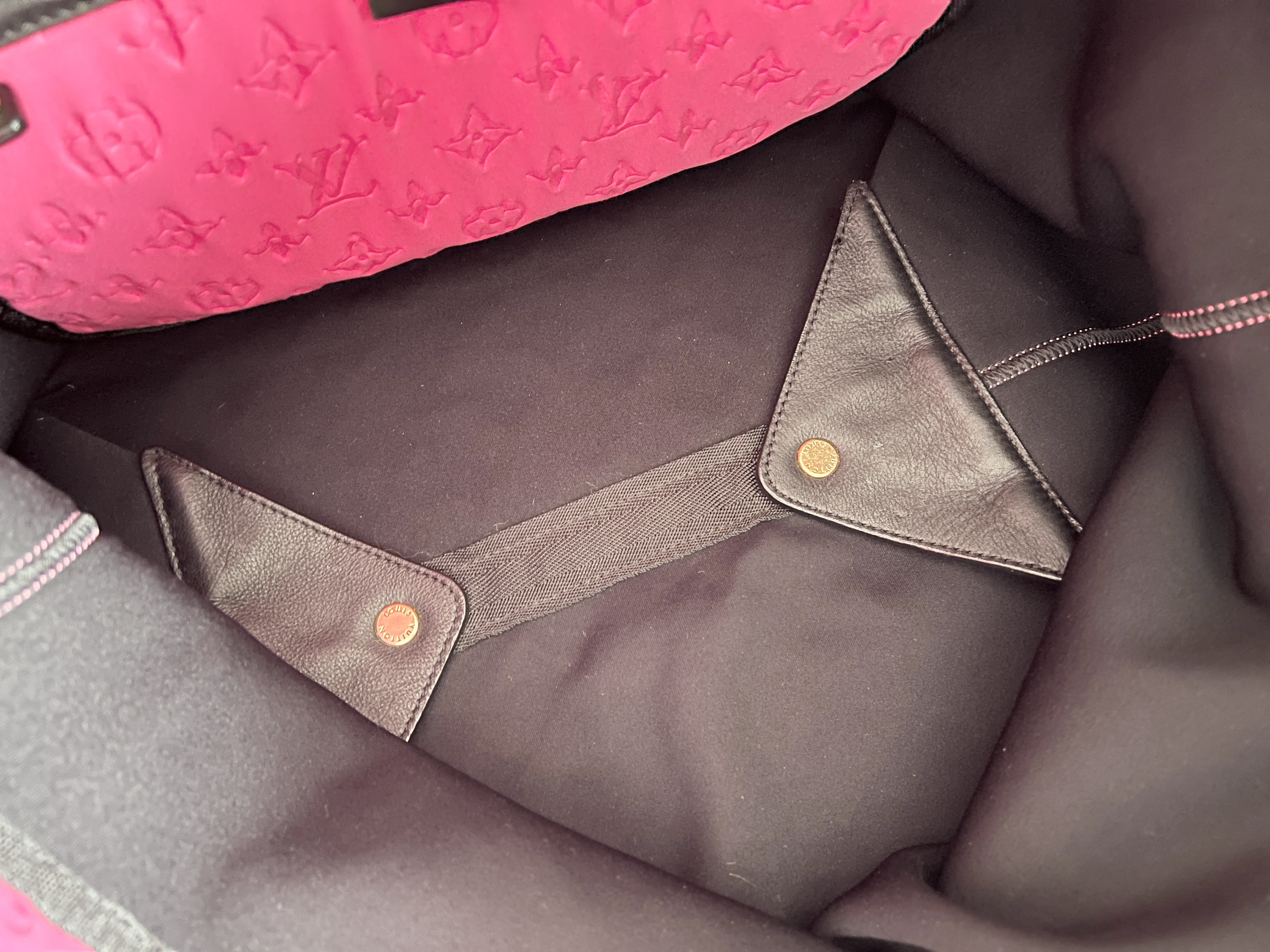 Monogram Scuba MM Fuchsia Leather Tote Bag Shoulder Bag Tote Bag — view 5