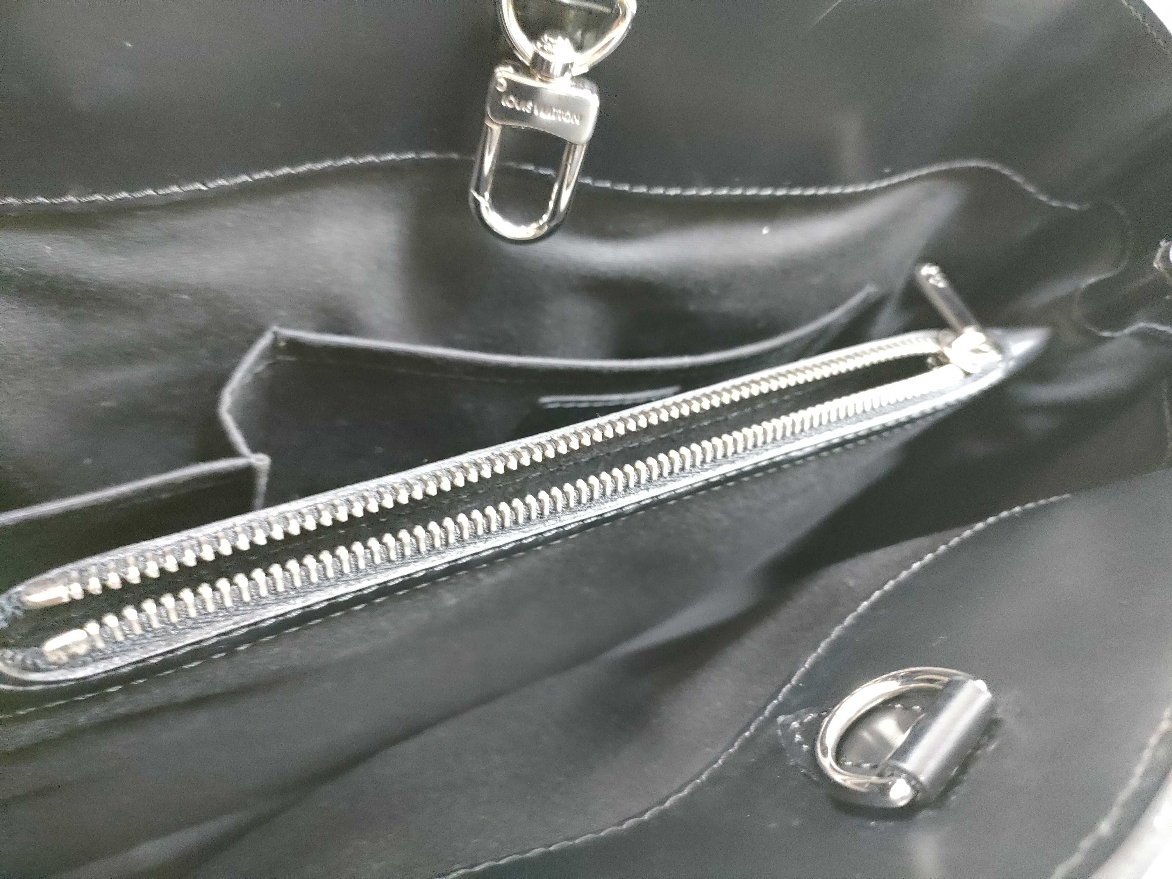Epi Louis Vuitton Epi Passy PM M59262 Handbag — view 8