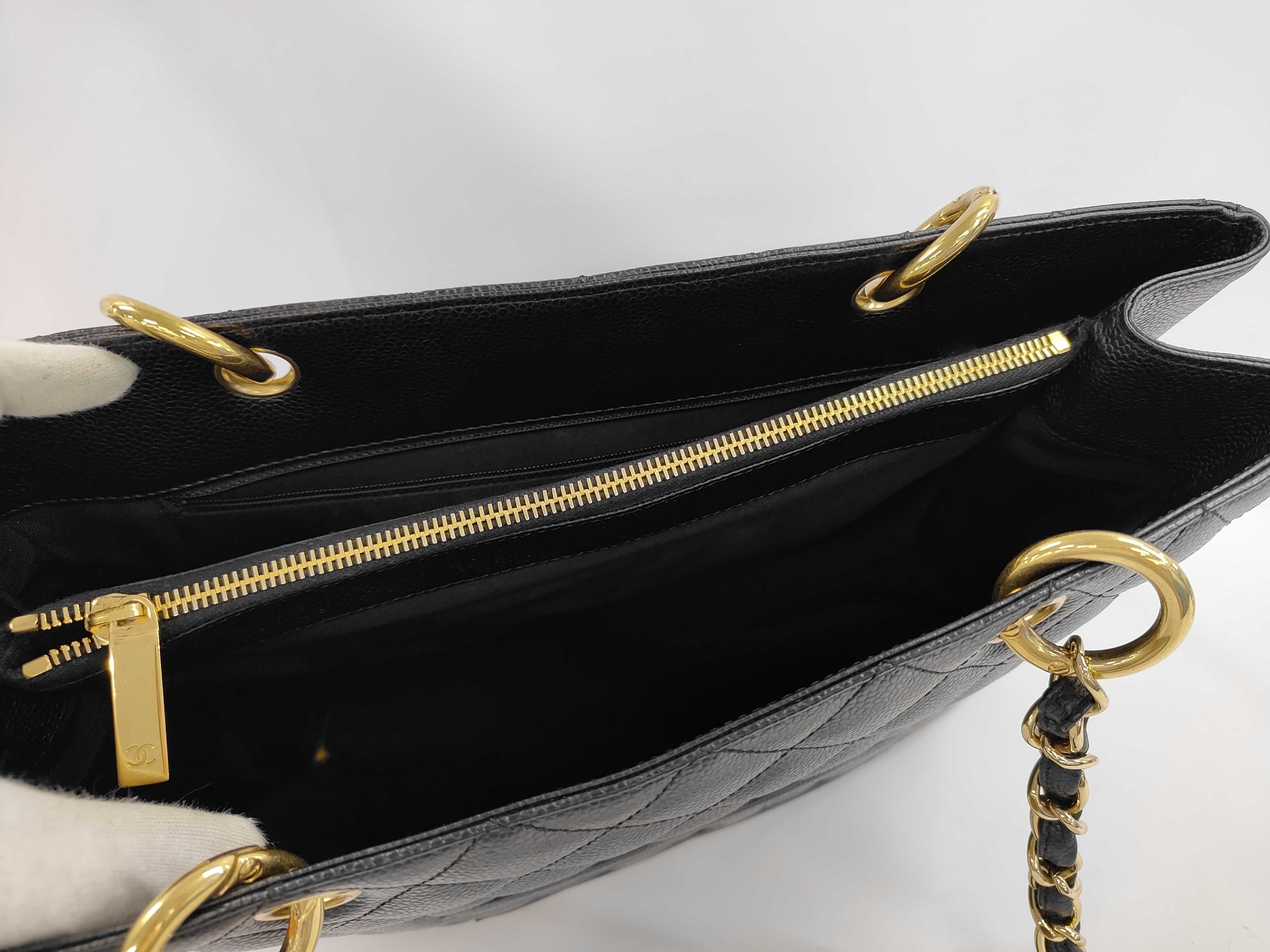 GST Chain Tote Bag — view 7