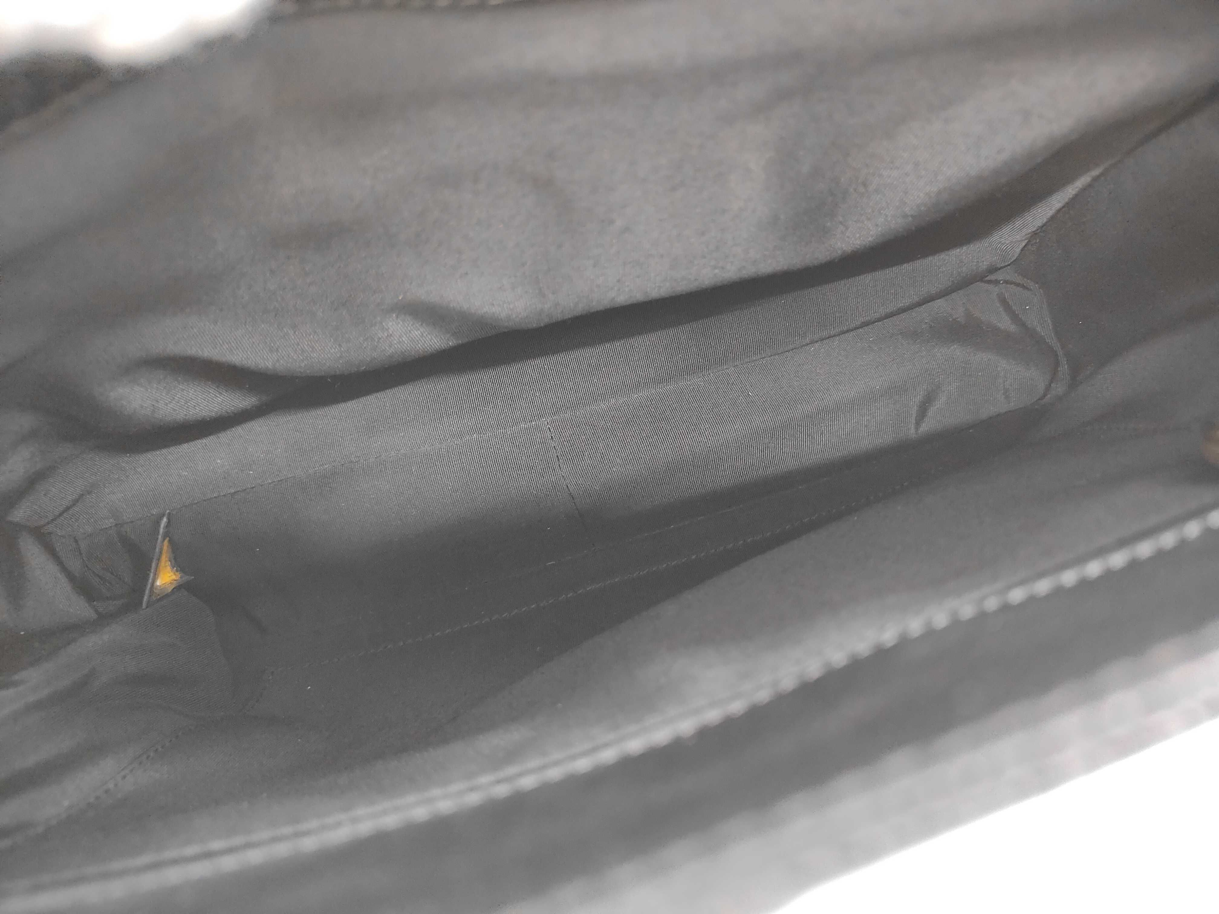 GST Chain Tote Bag — view 8