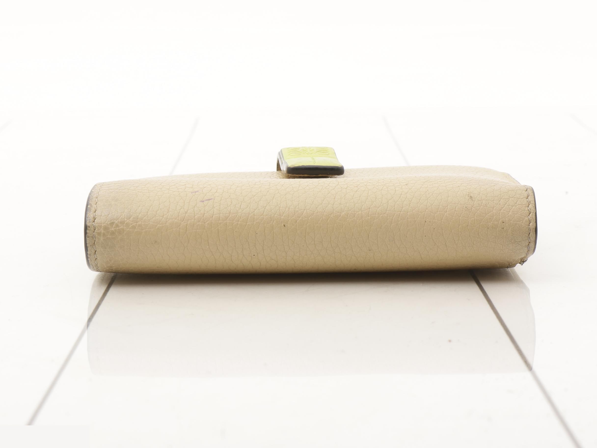 Other lines: Bags & Wallets - Beige/Green — view 3