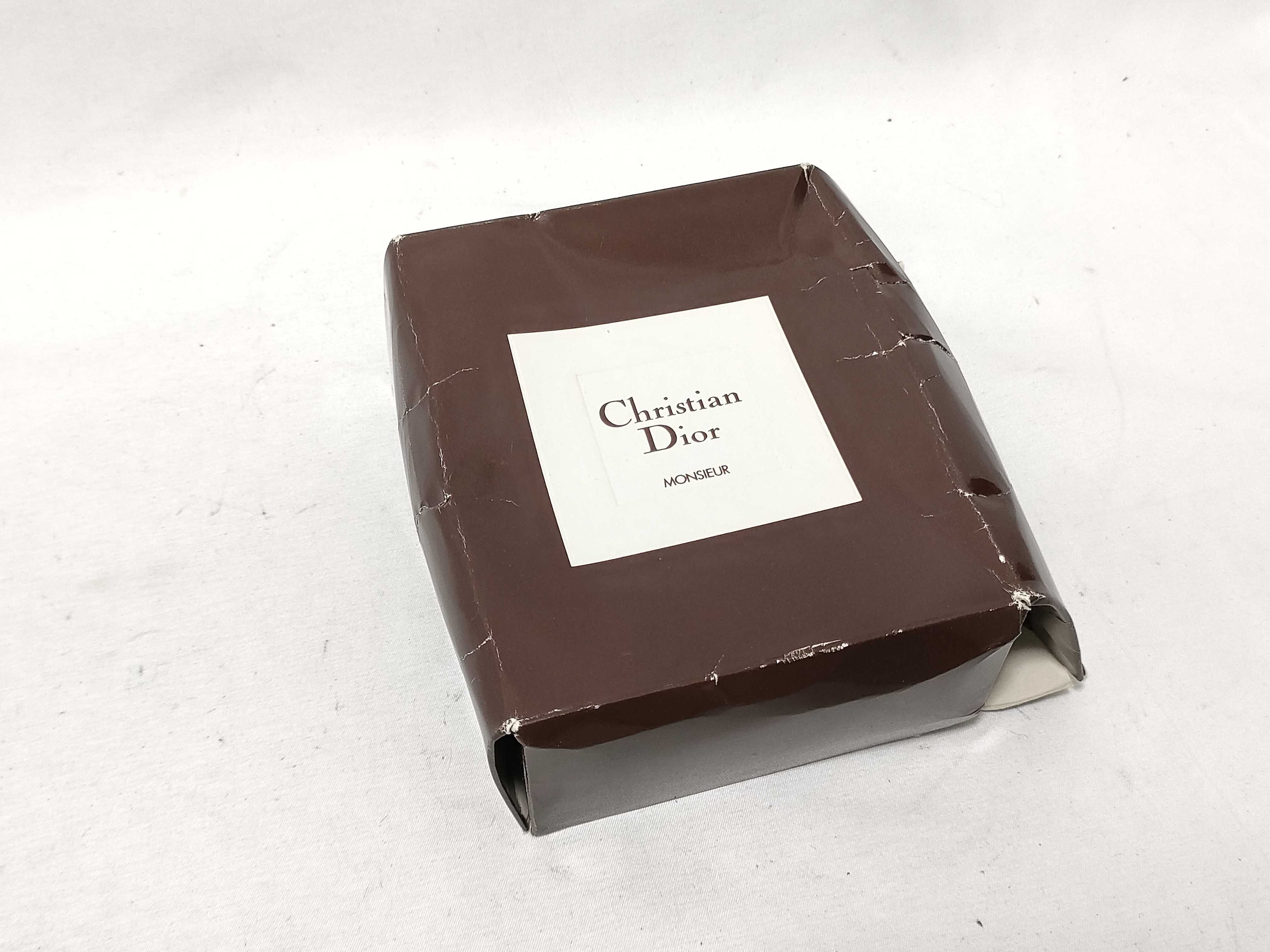 belt, in box, unopened. — view 10
