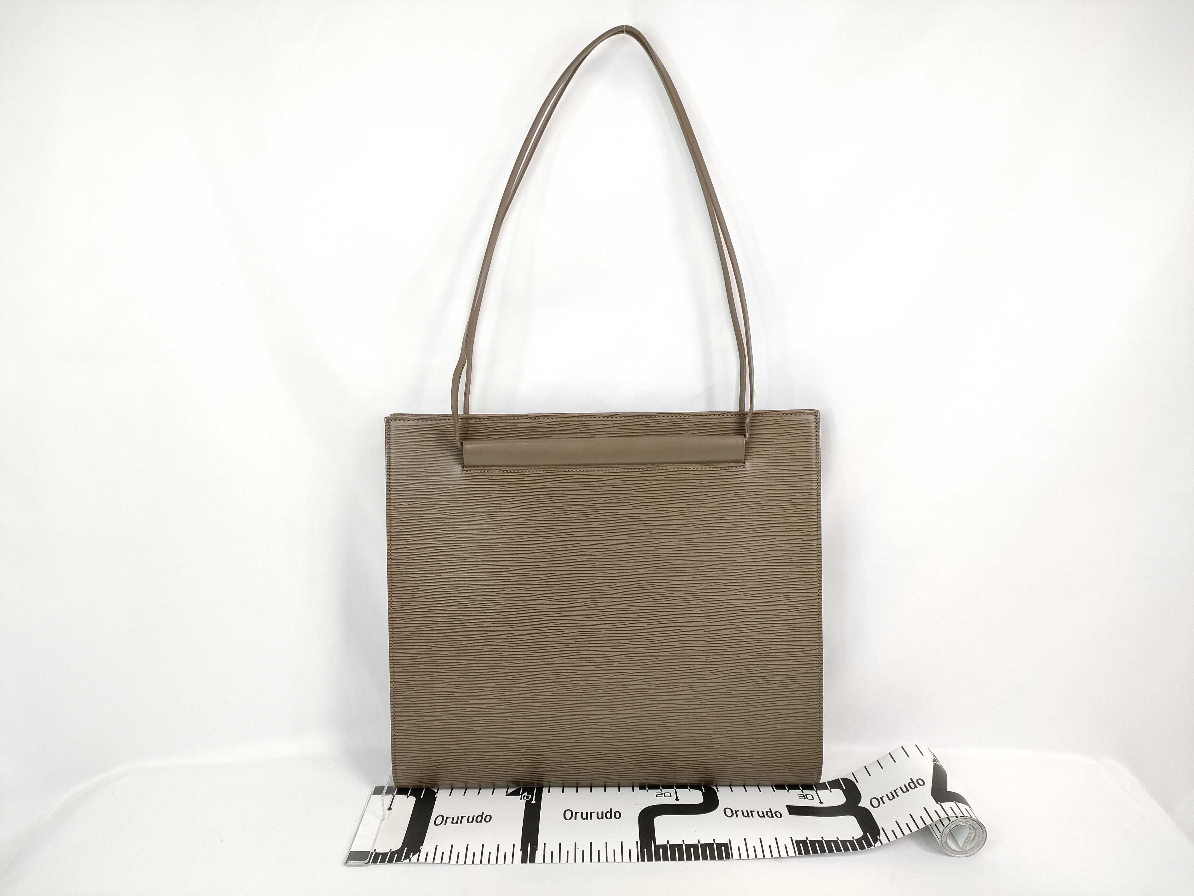 Epi Saint-Tropez Lilac Shoulder Bag M5246B M1929 — view 2