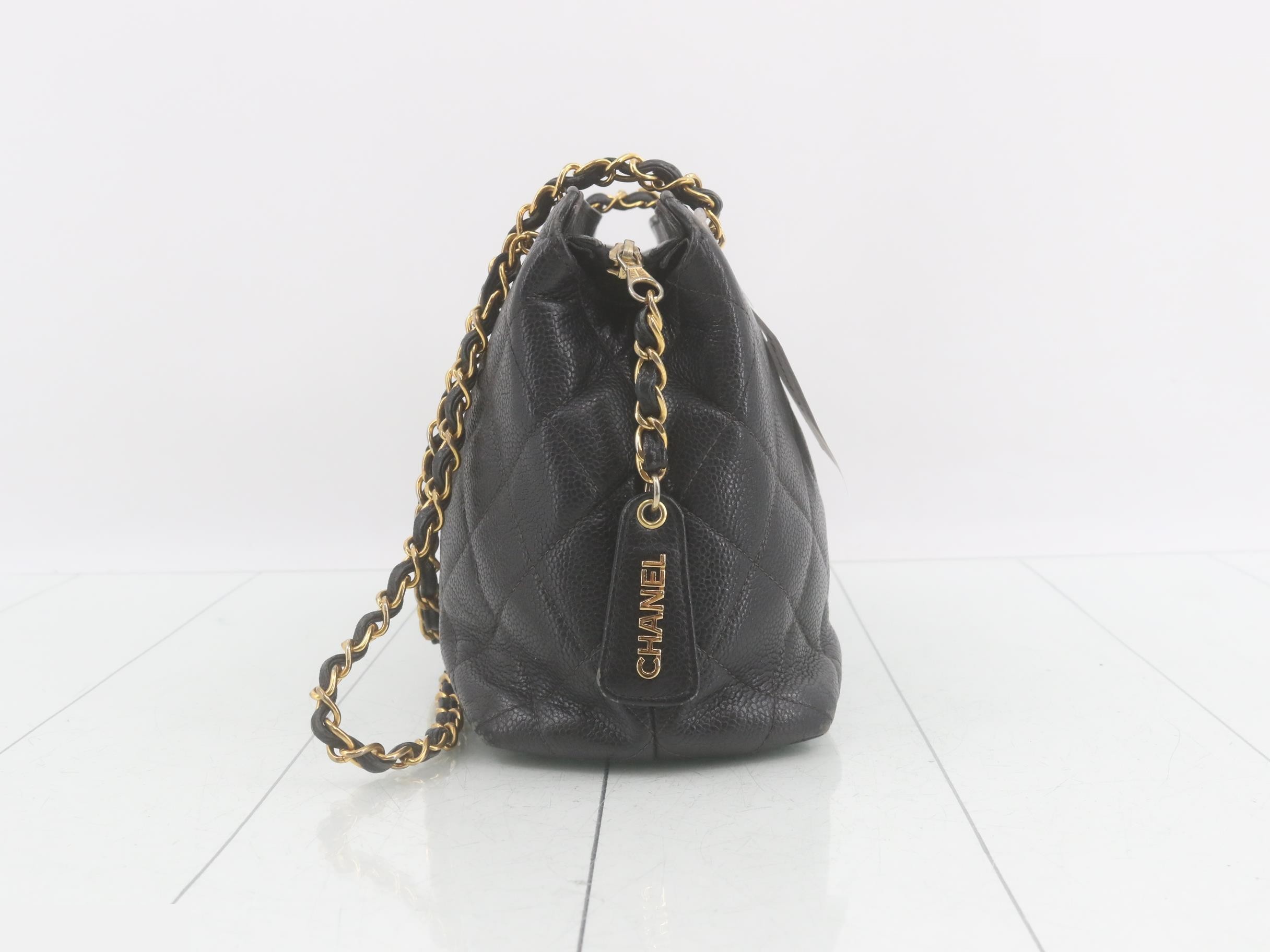 Caviar skin chain semi-shoulder bag — view 4