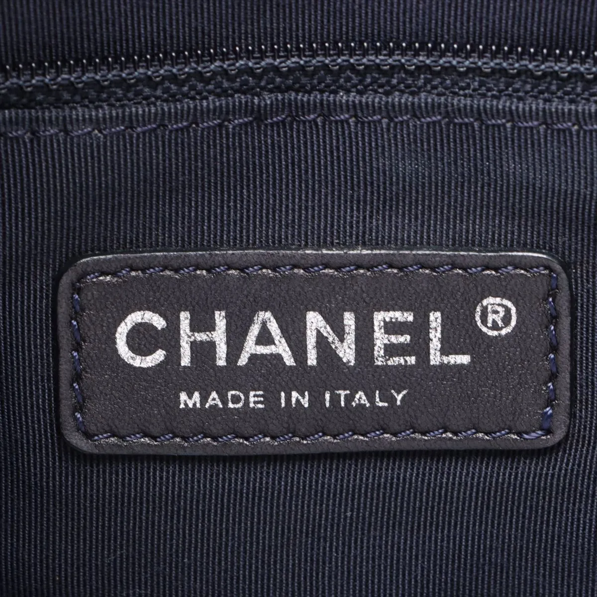 Cruise Line Denim Chain Tote Bag Blue x Red Silver Hardware 14576506 No. 14 — view 10