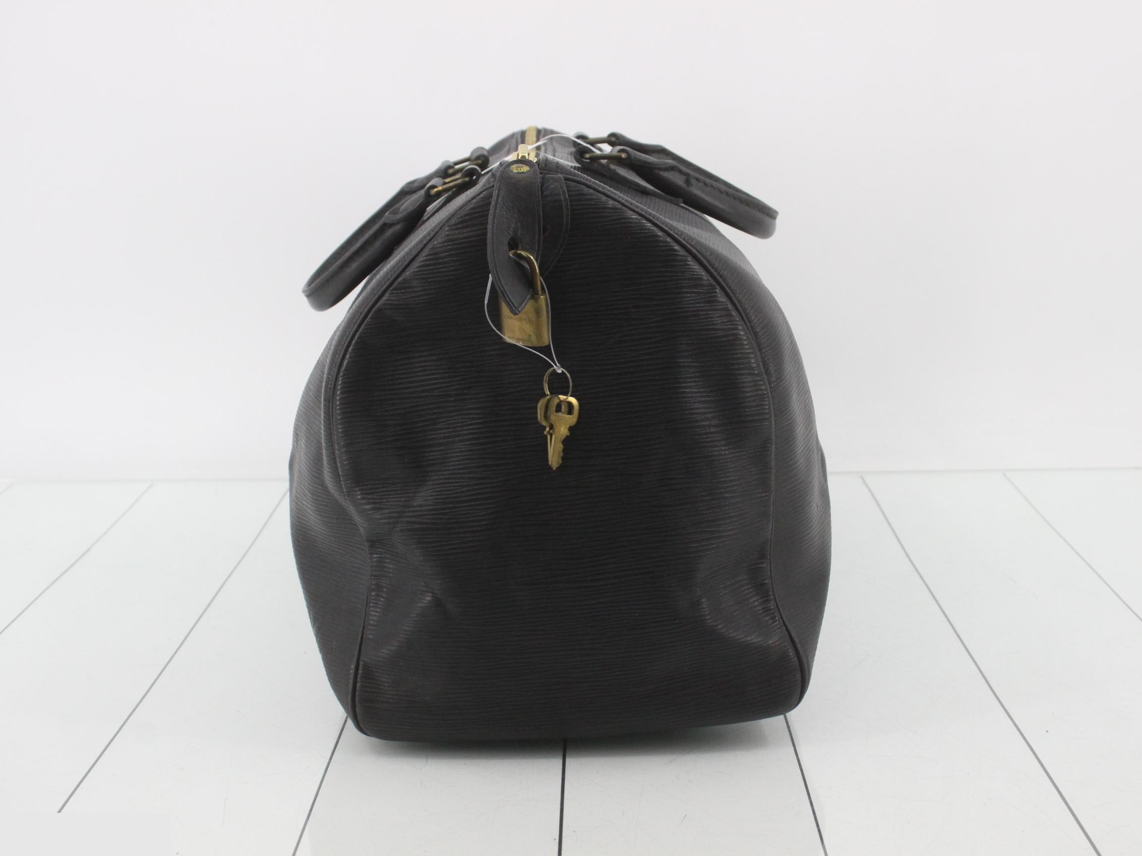 Speedy 40 handbag, Epi leather, black. — view 3