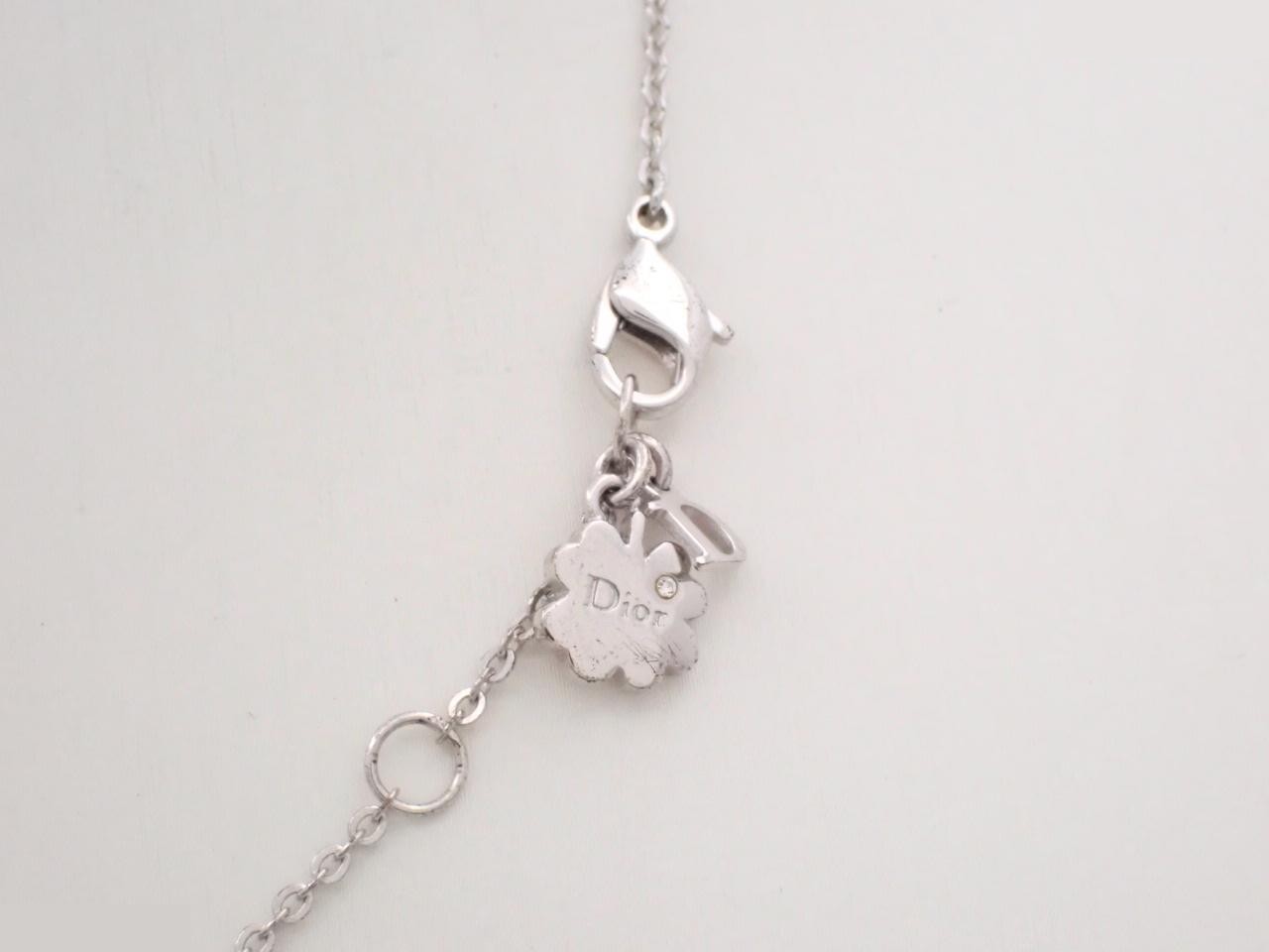 Other lines: Precious metal necklaces and pendants, chain approximately 43cm. — view 2