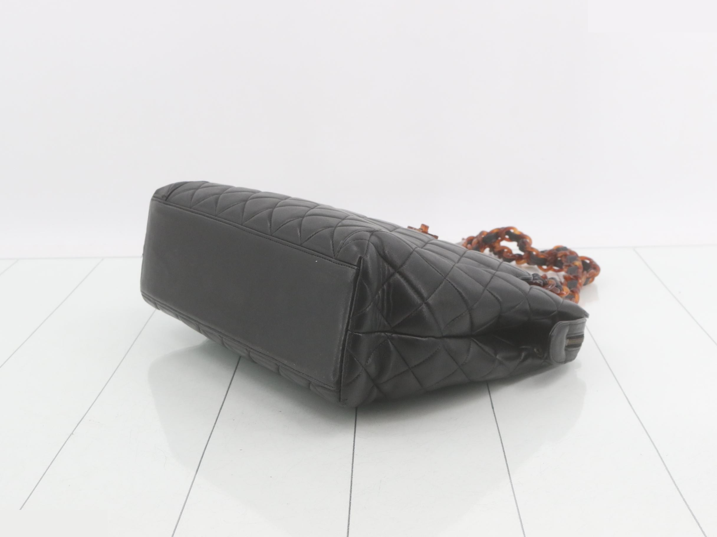 Matelassé tortoiseshell shoulder bag — view 6