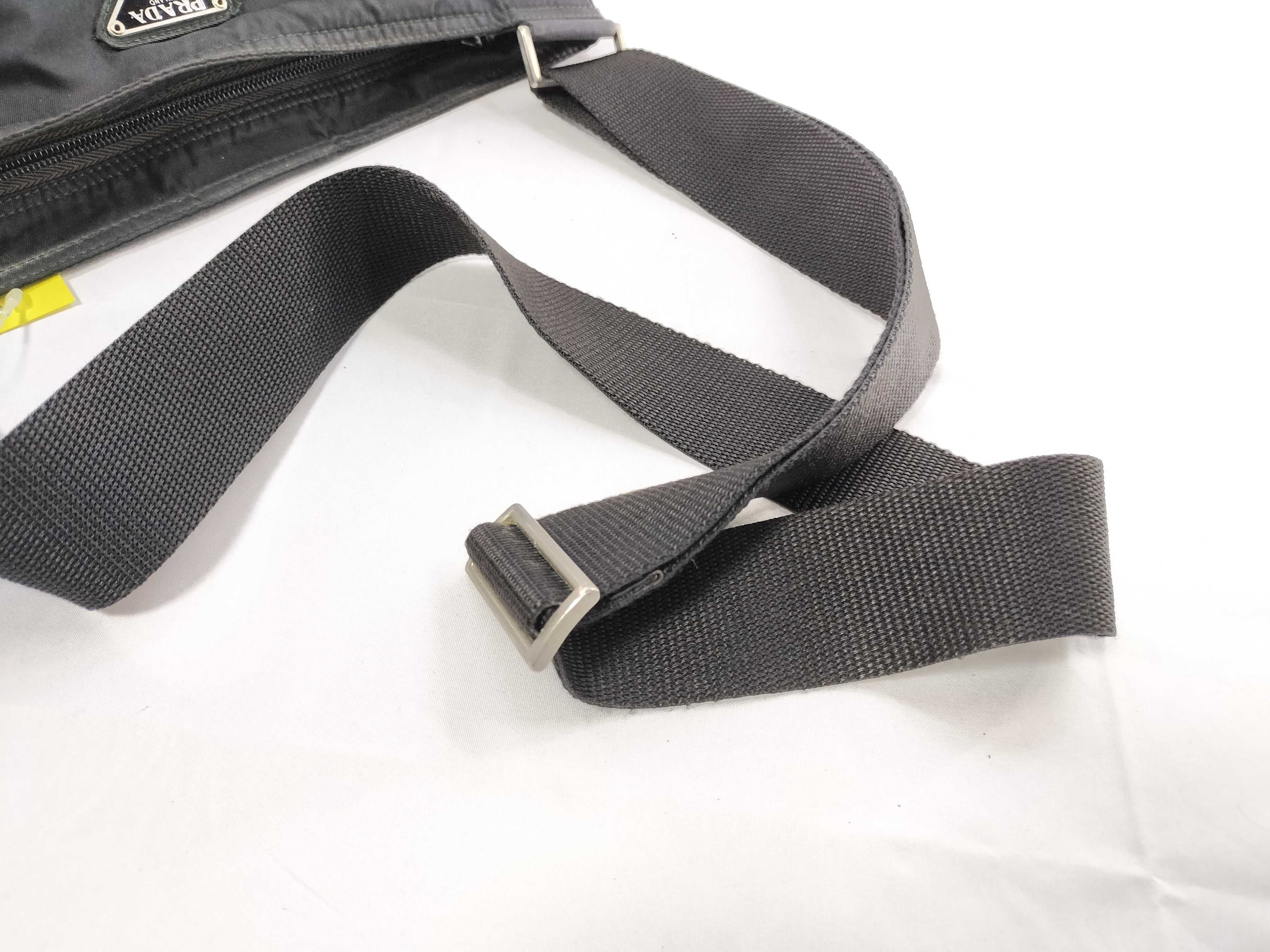 Nylon Shoulder Bag (No Gusset) — view 3