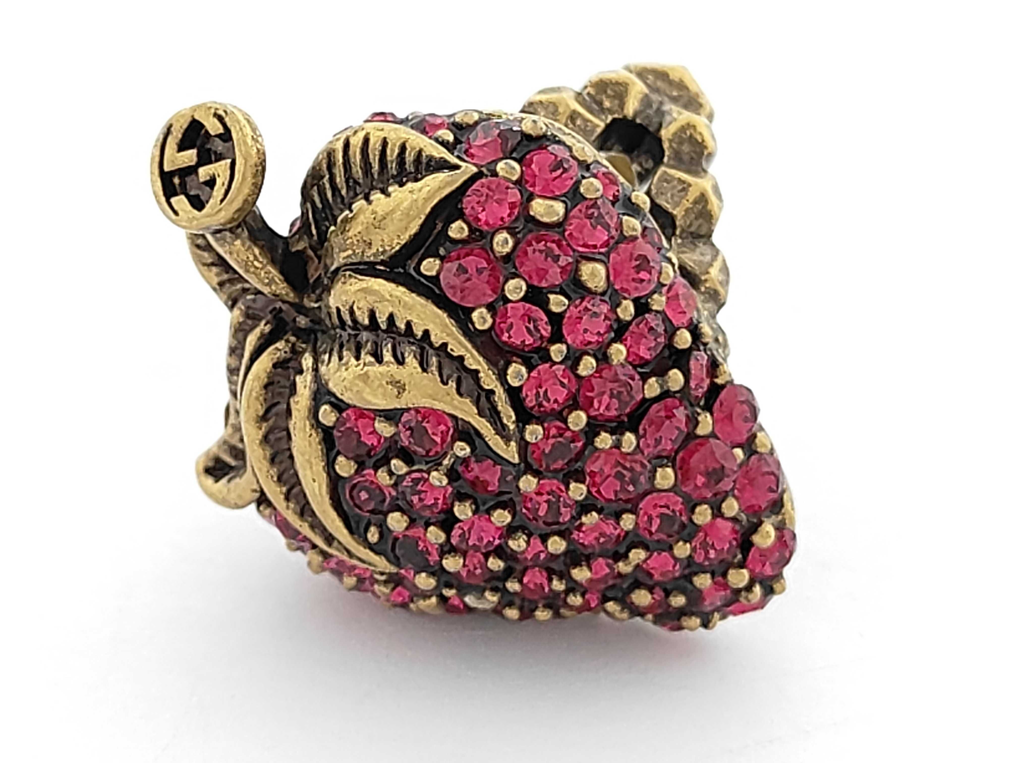 ring — view 9