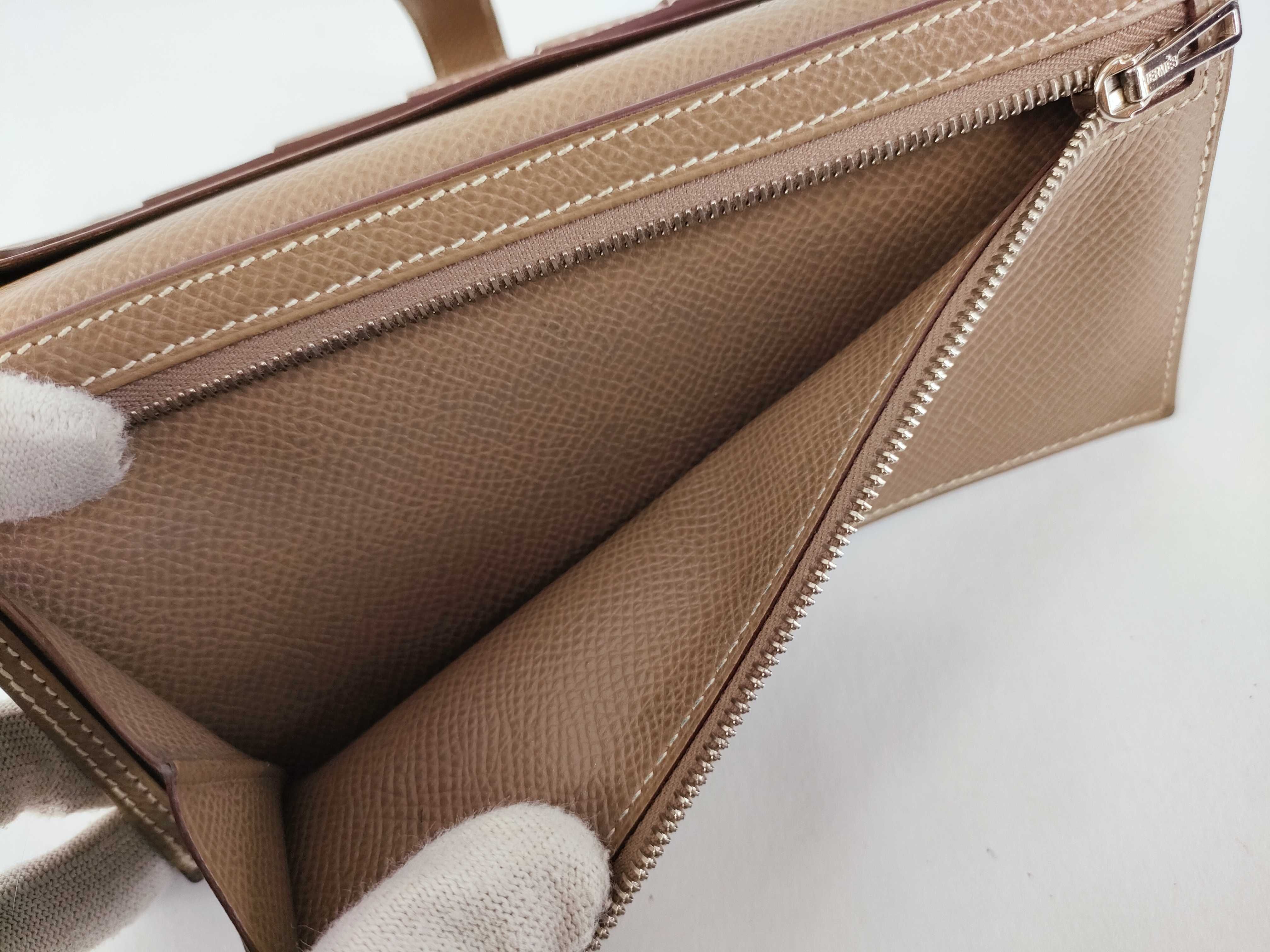 Bearn Soufflé Wallet, Veau Epsom Leather, Etoupe Leather, Silver Hardware, D Stamp — view 11