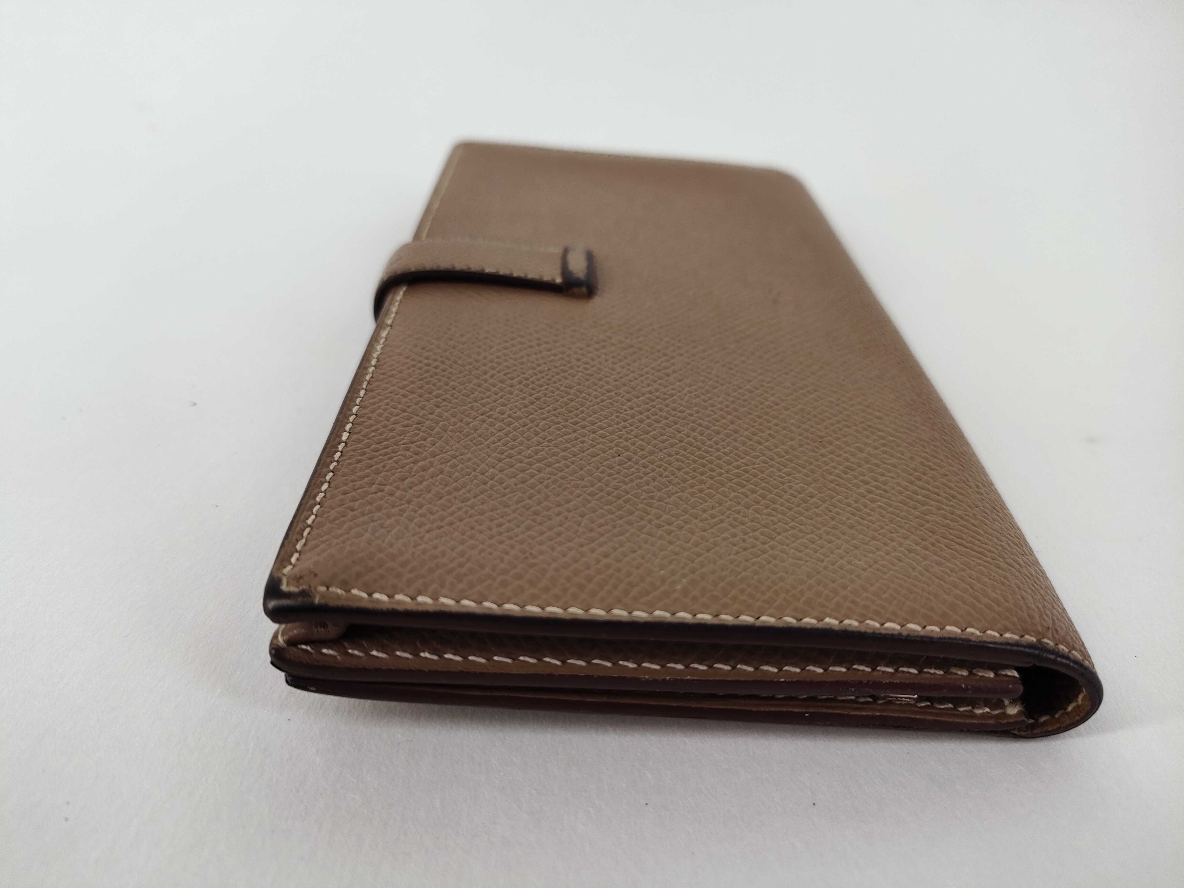 Bearn Soufflé Wallet, Veau Epsom Leather, Etoupe Leather, Silver Hardware, D Stamp — view 4