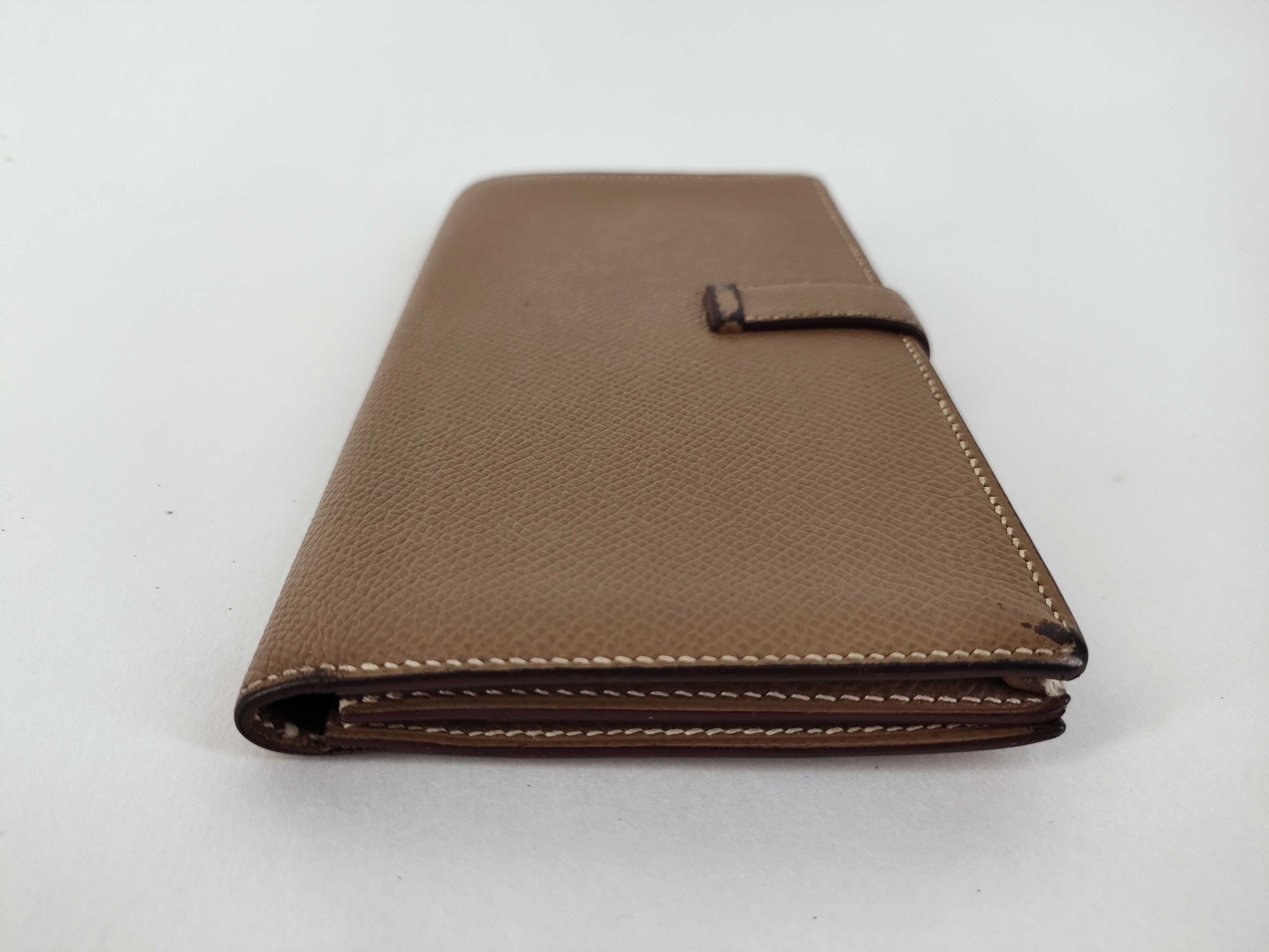 Bearn Soufflé Wallet, Veau Epsom Leather, Etoupe Leather, Silver Hardware, D Stamp — view 6