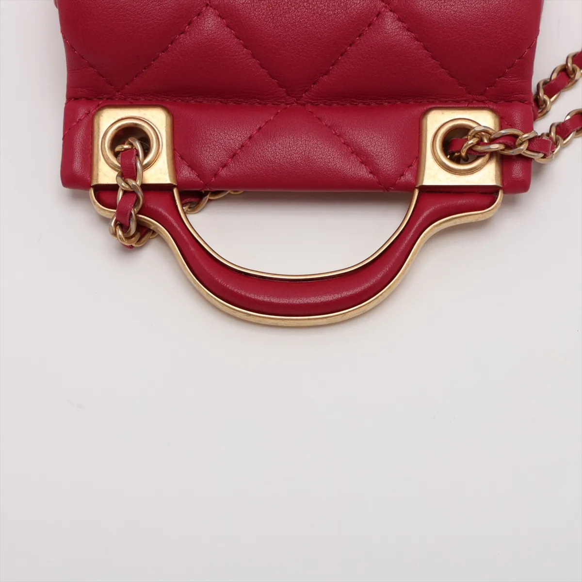 Matelassé Lambskin 2-Way Handbag, Red with Gold Hardware, Item Number 31487397 (Serial Number 31) — view 5